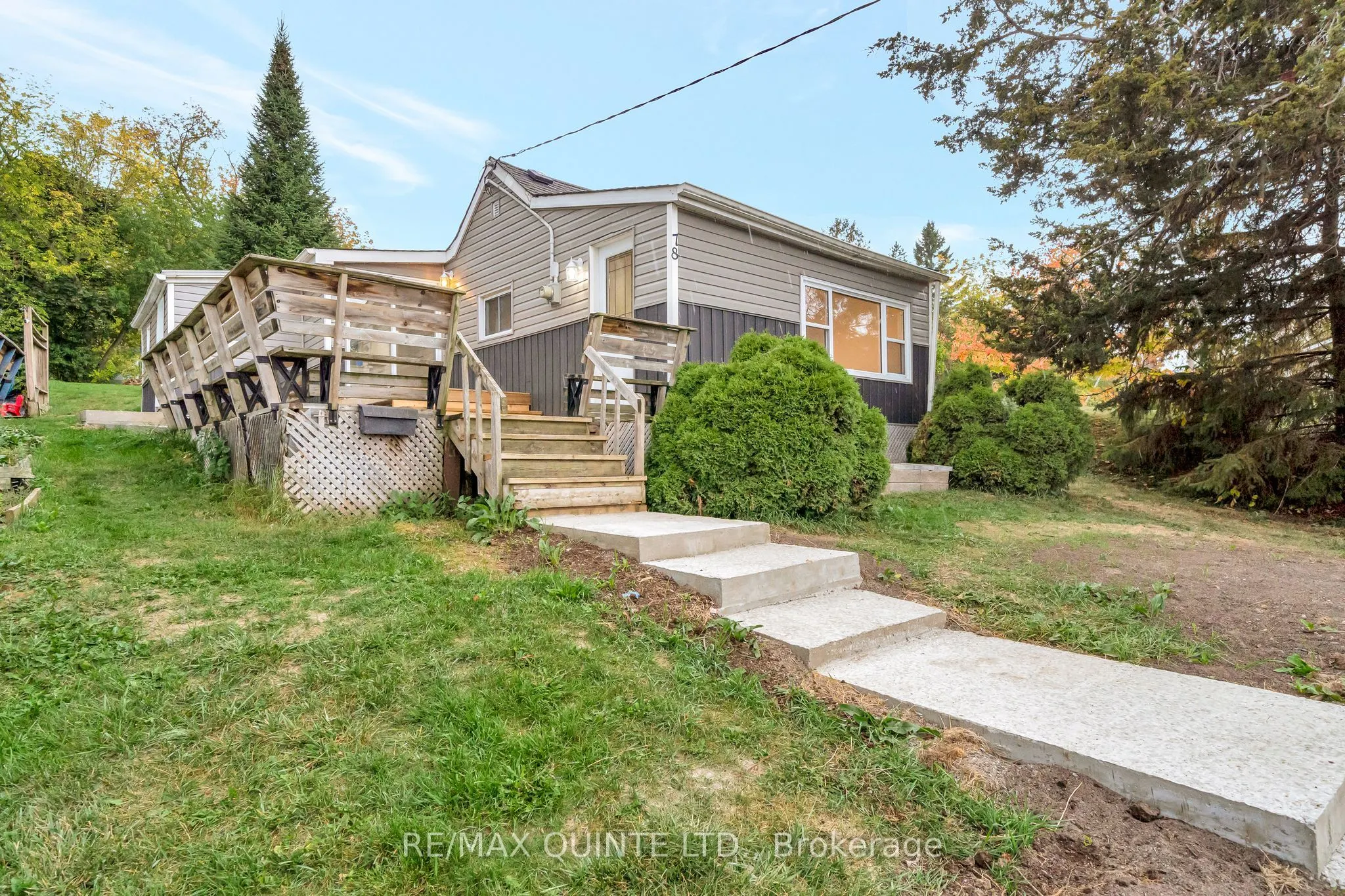 78 WALLBRIDGE CRES Crescent