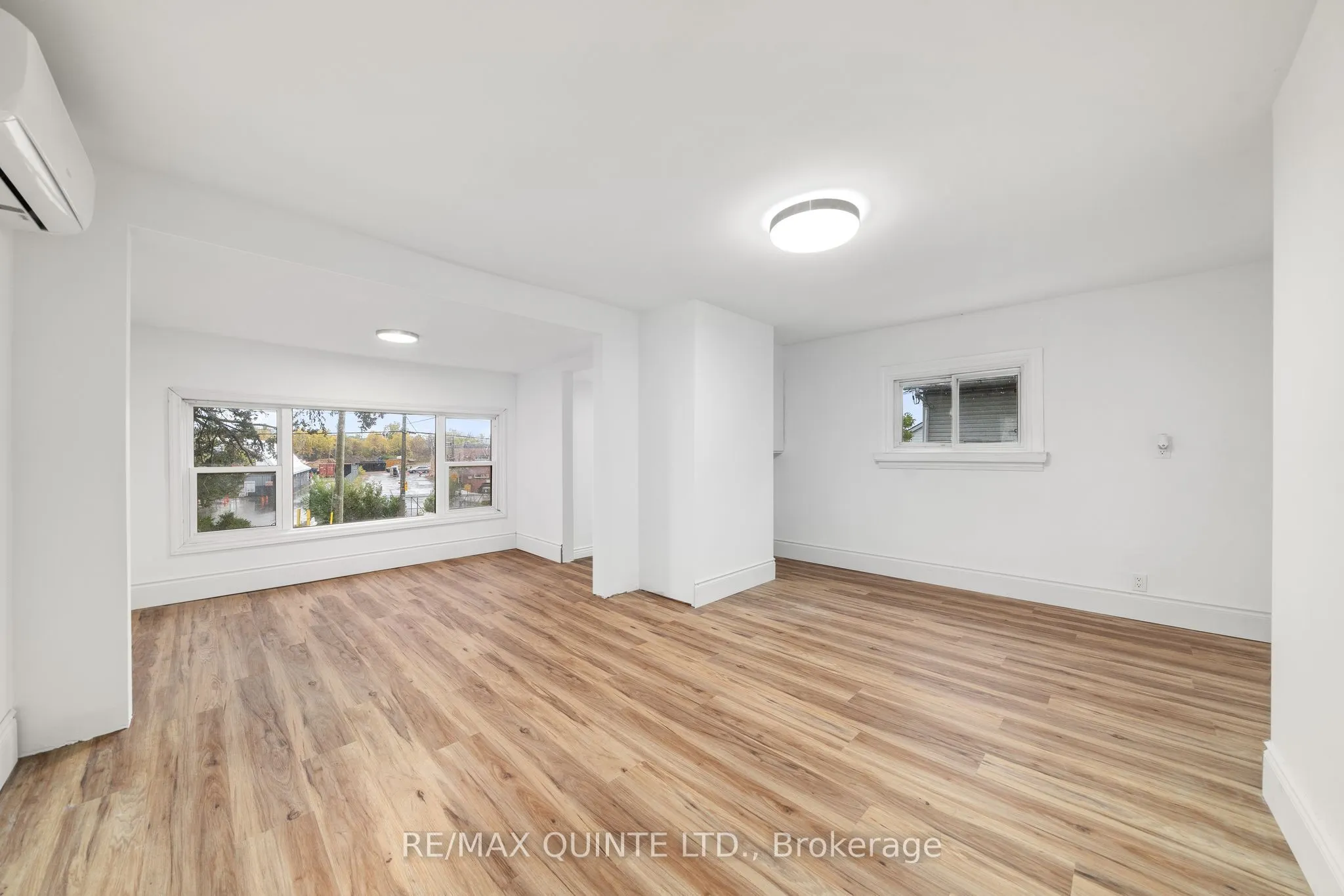 78 WALLBRIDGE CRES Crescent