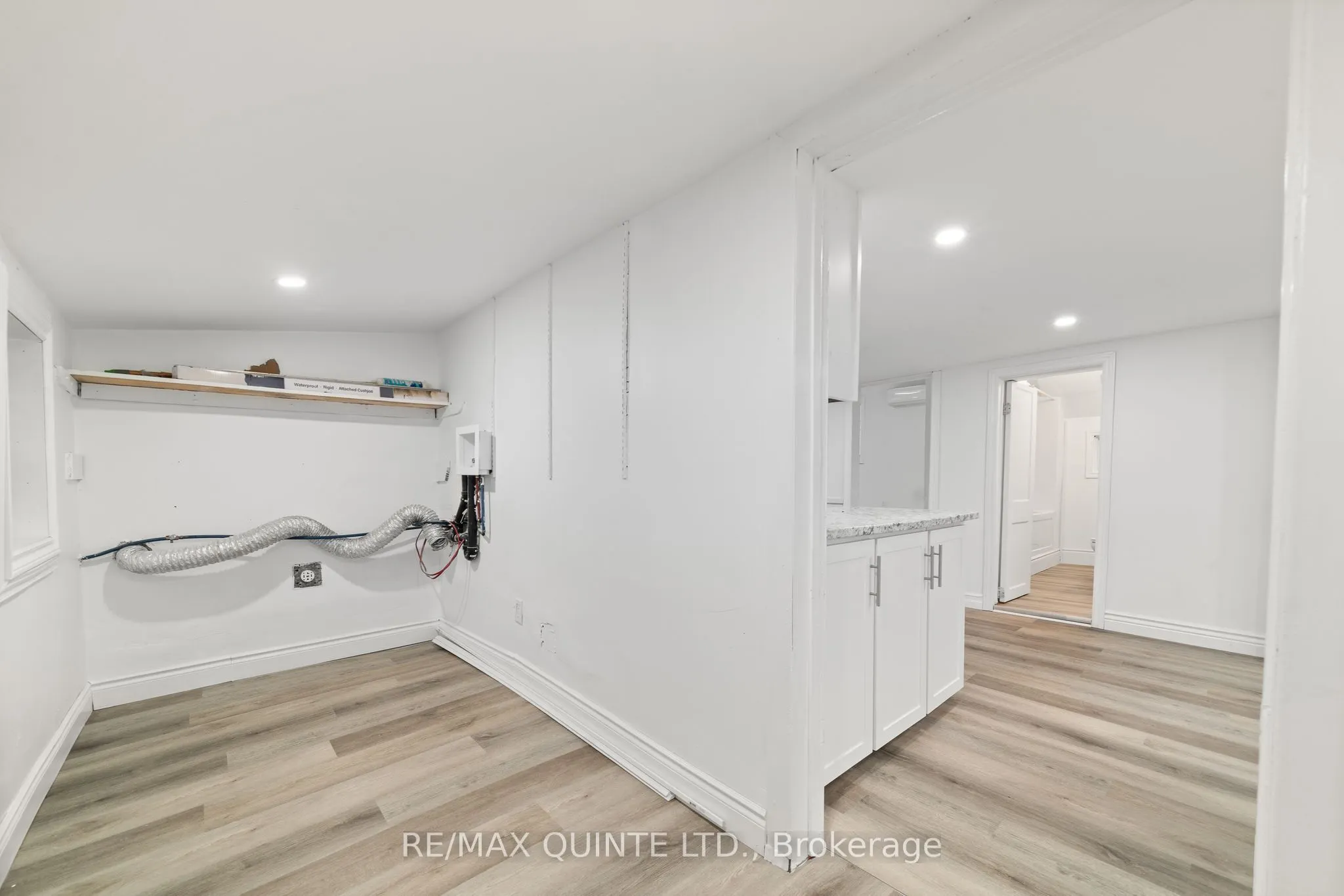 78 WALLBRIDGE CRES Crescent