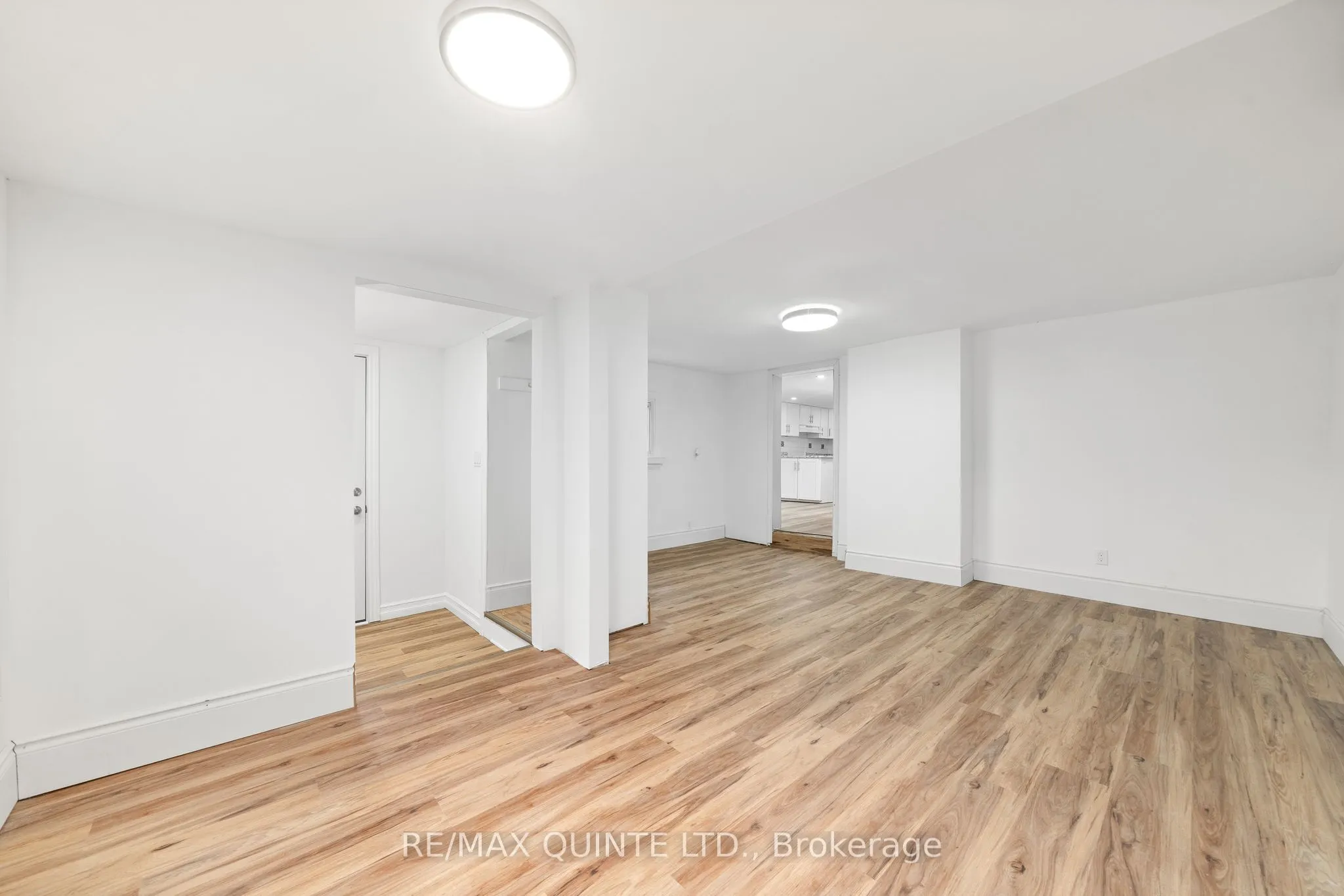 78 WALLBRIDGE CRES Crescent