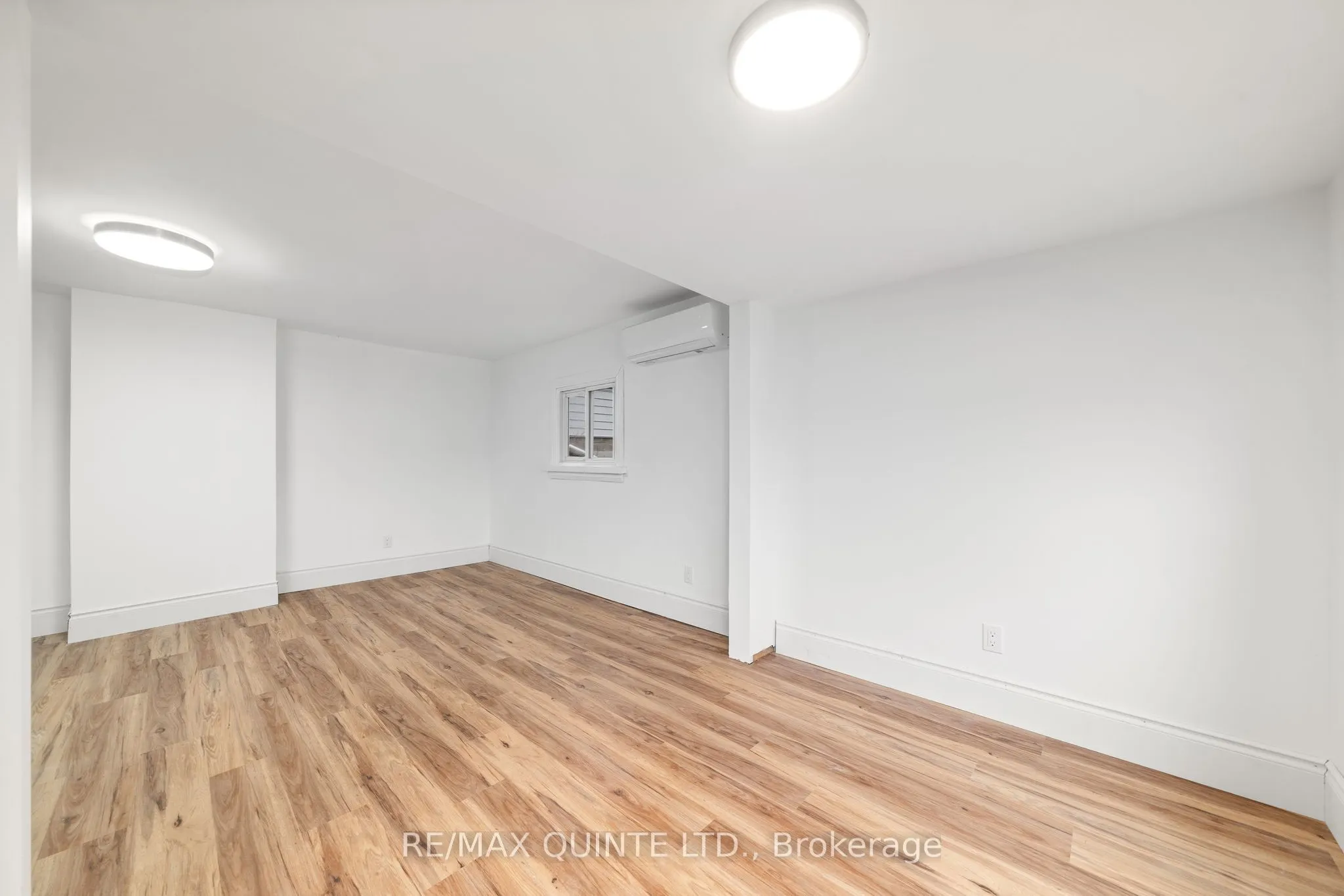 78 WALLBRIDGE CRES Crescent