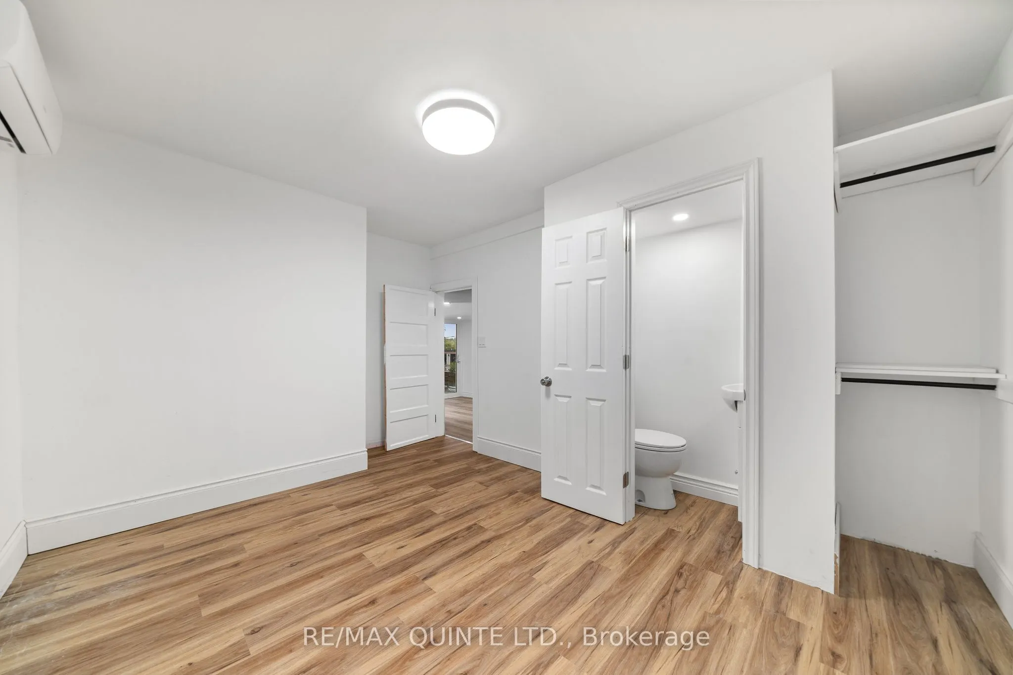 78 WALLBRIDGE CRES Crescent