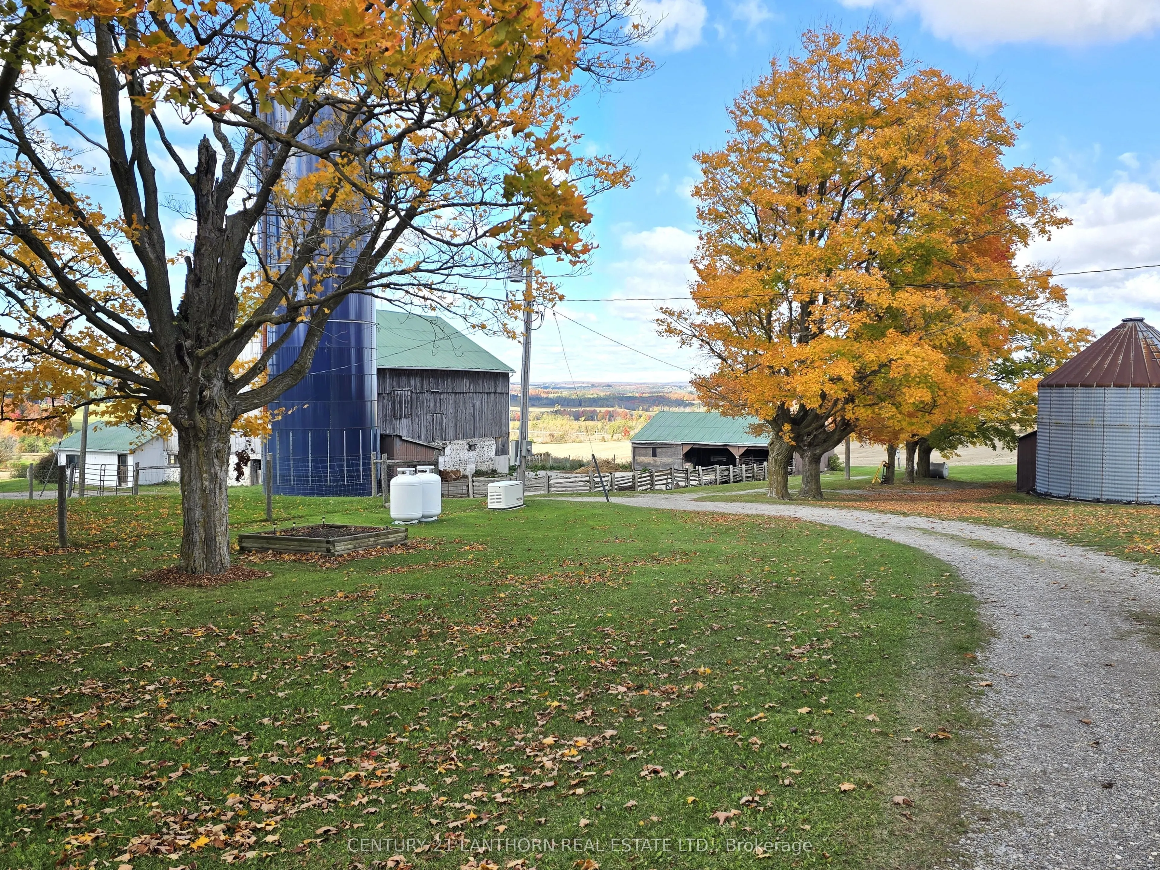 488297 30th Side Road