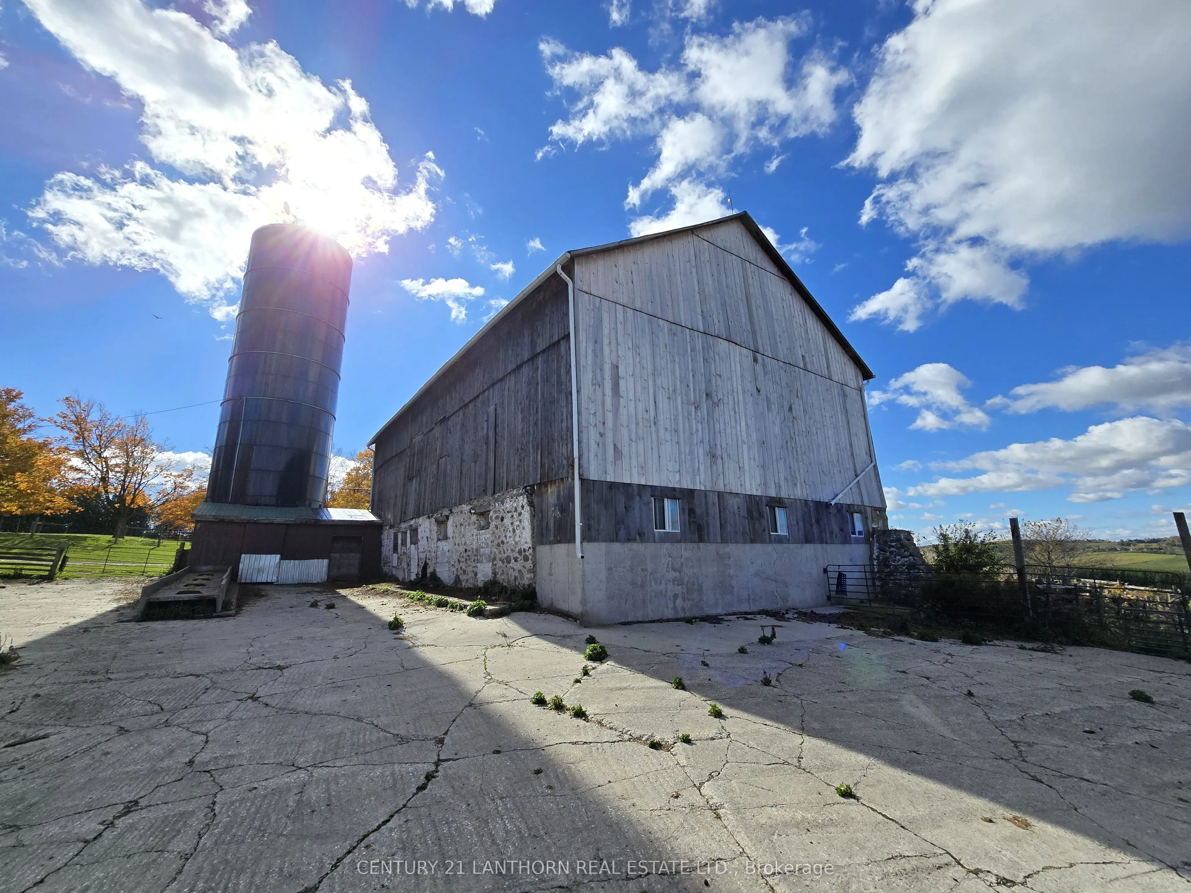 488297 30th Side Road