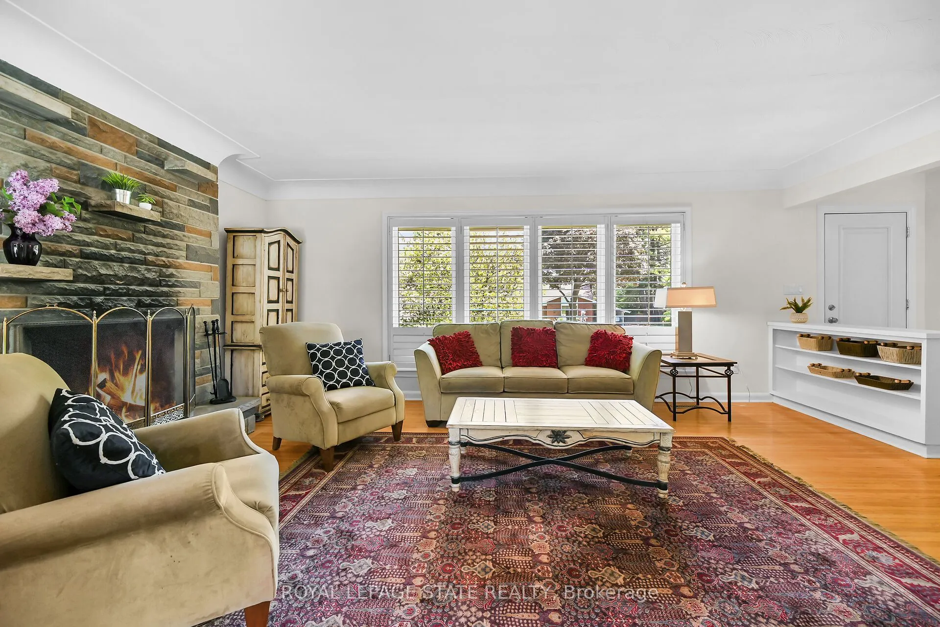 128 Oneida Boulevard