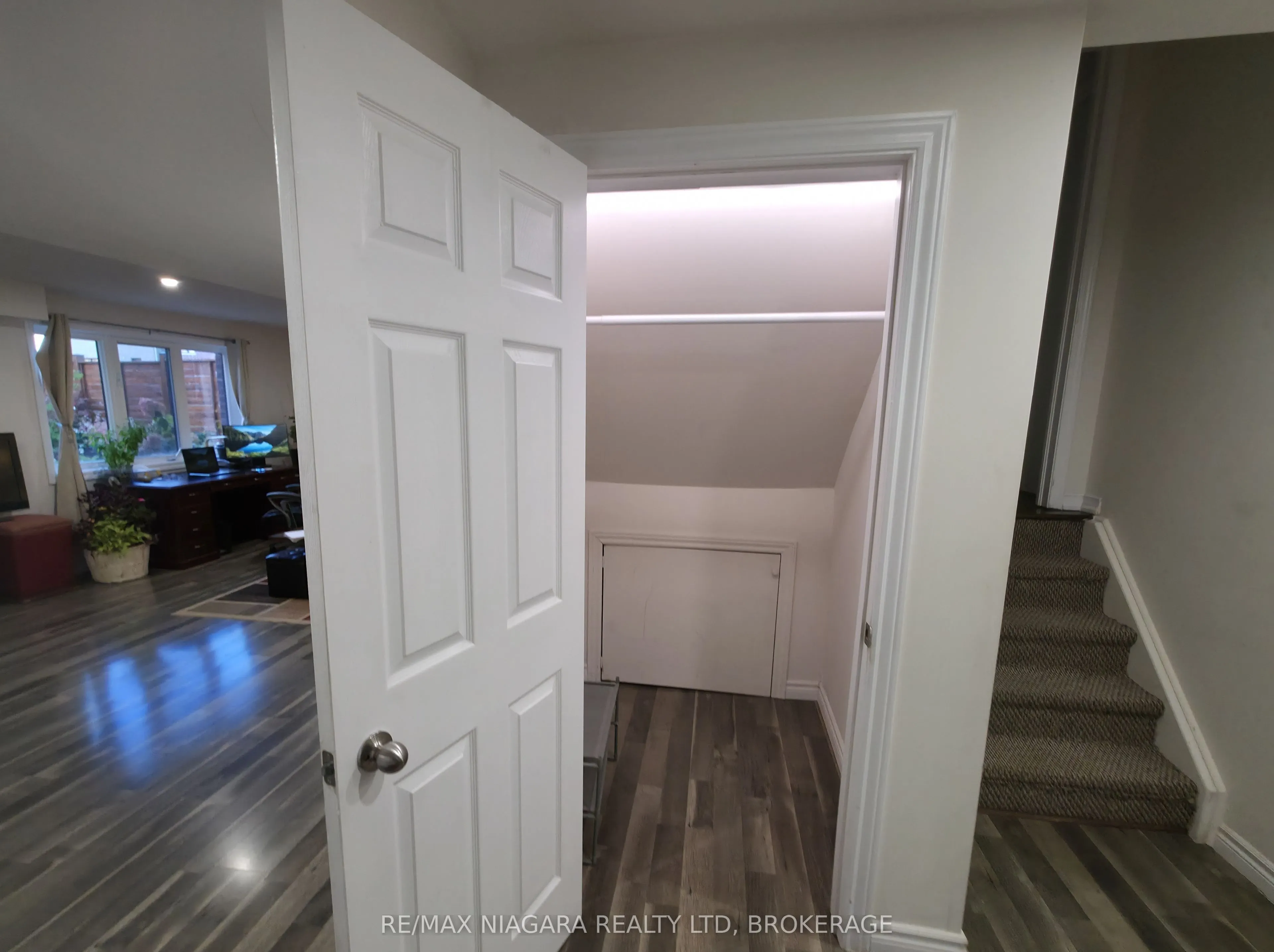 7879 Buckeye Crescent, #Lower