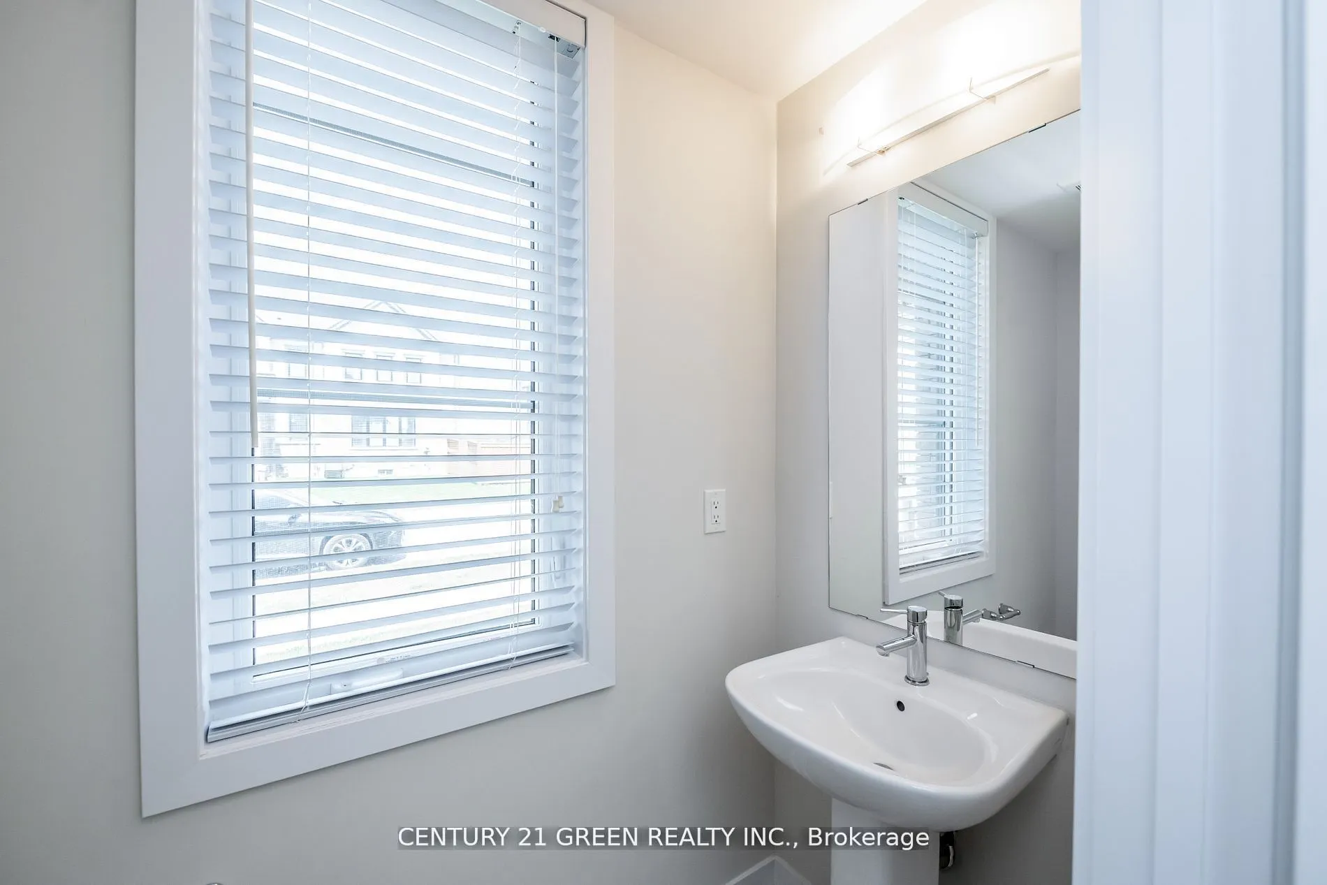 414 Eastbridge Avenue