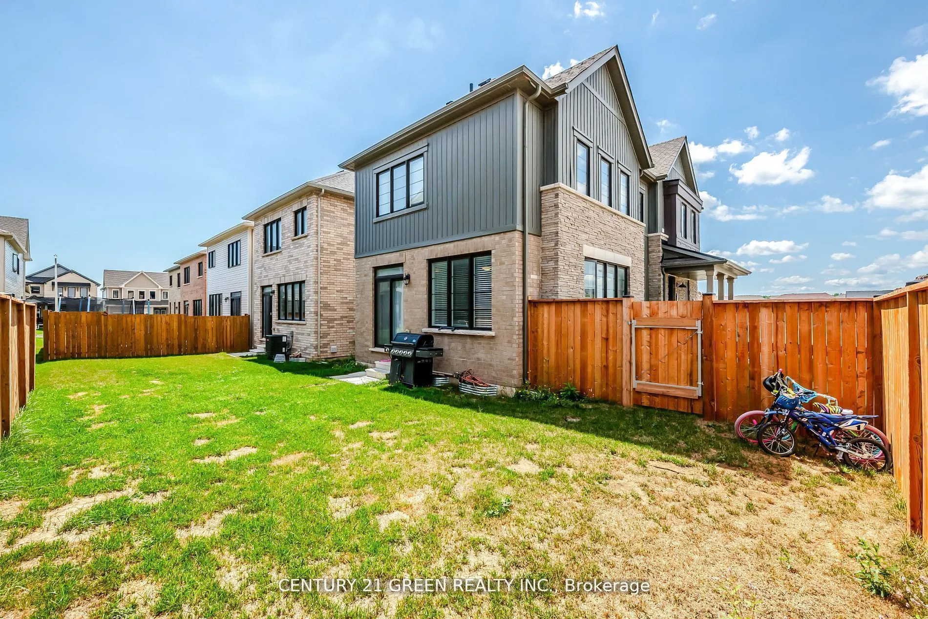 414 Eastbridge Avenue