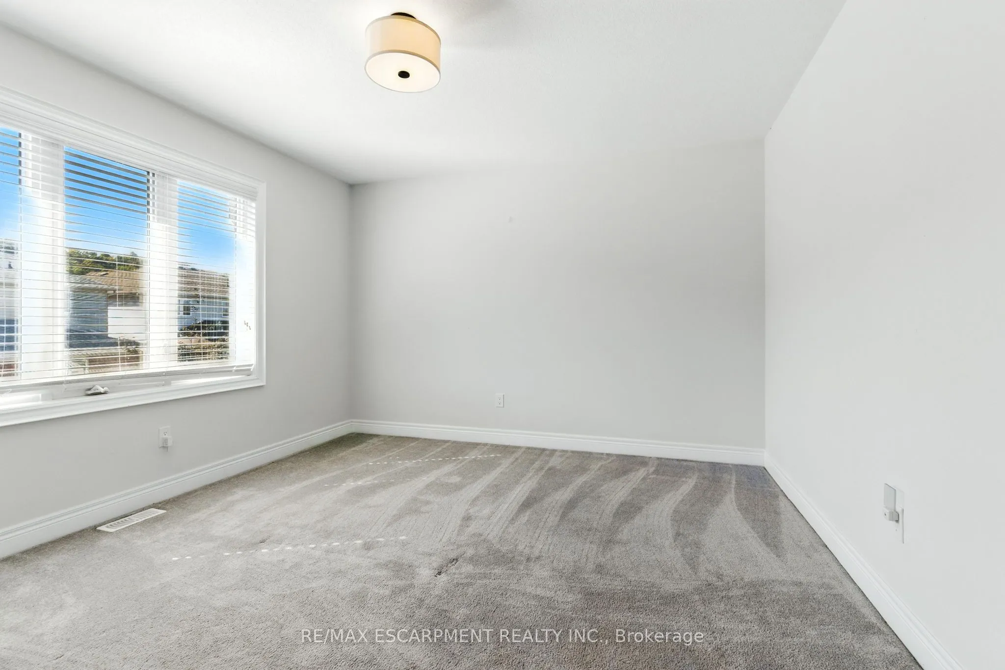 43 Riesling Court