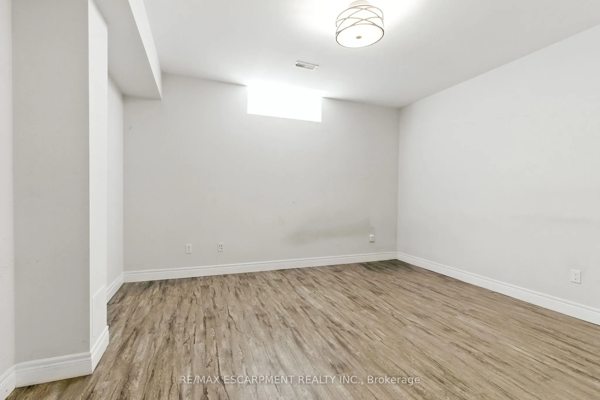 43 Riesling Court