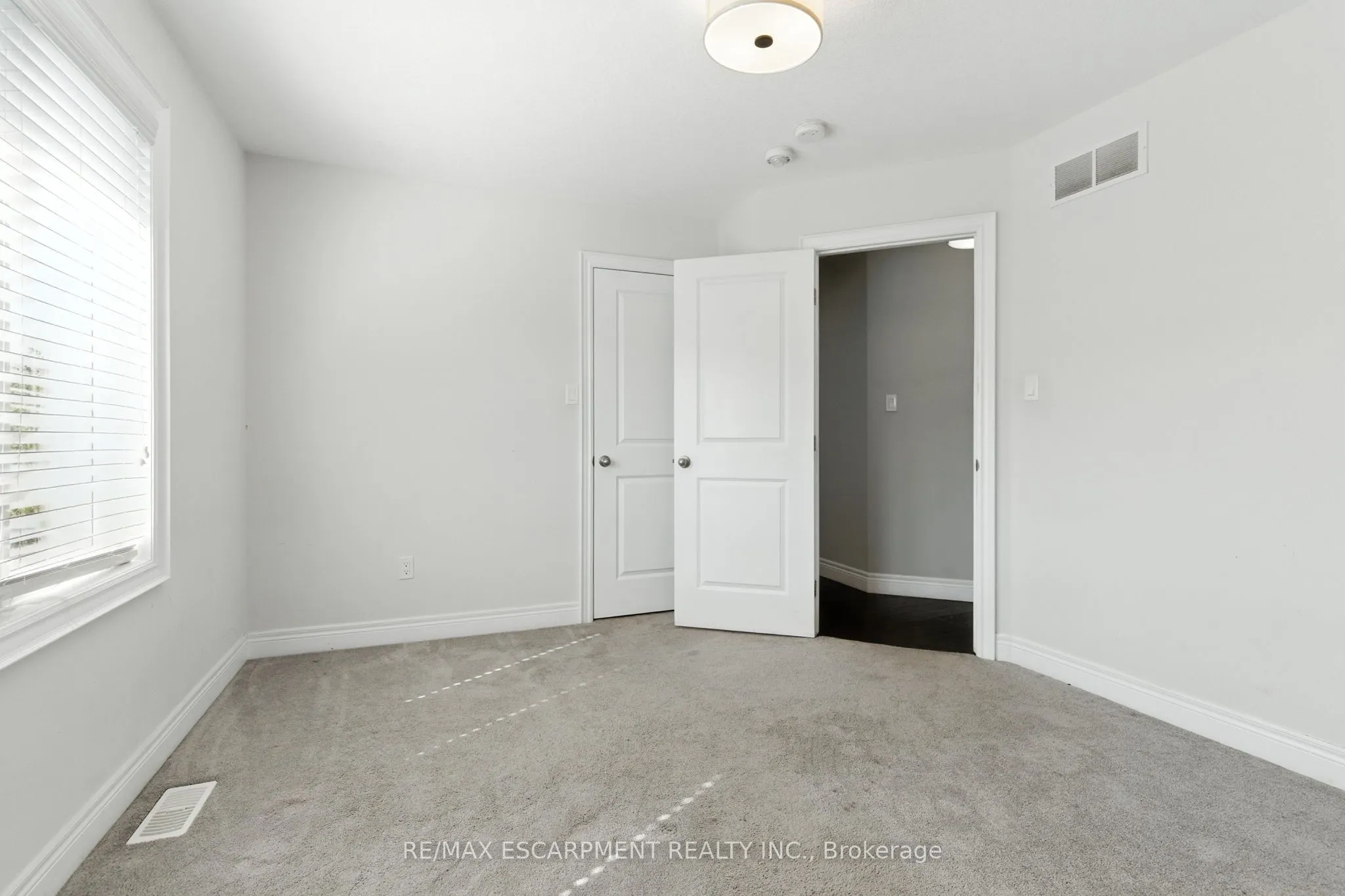 43 Riesling Court
