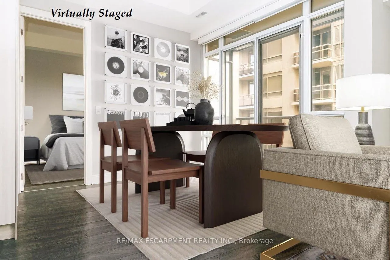 150 Main Street W, #801