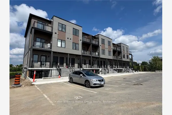 940 St David Street N, #34