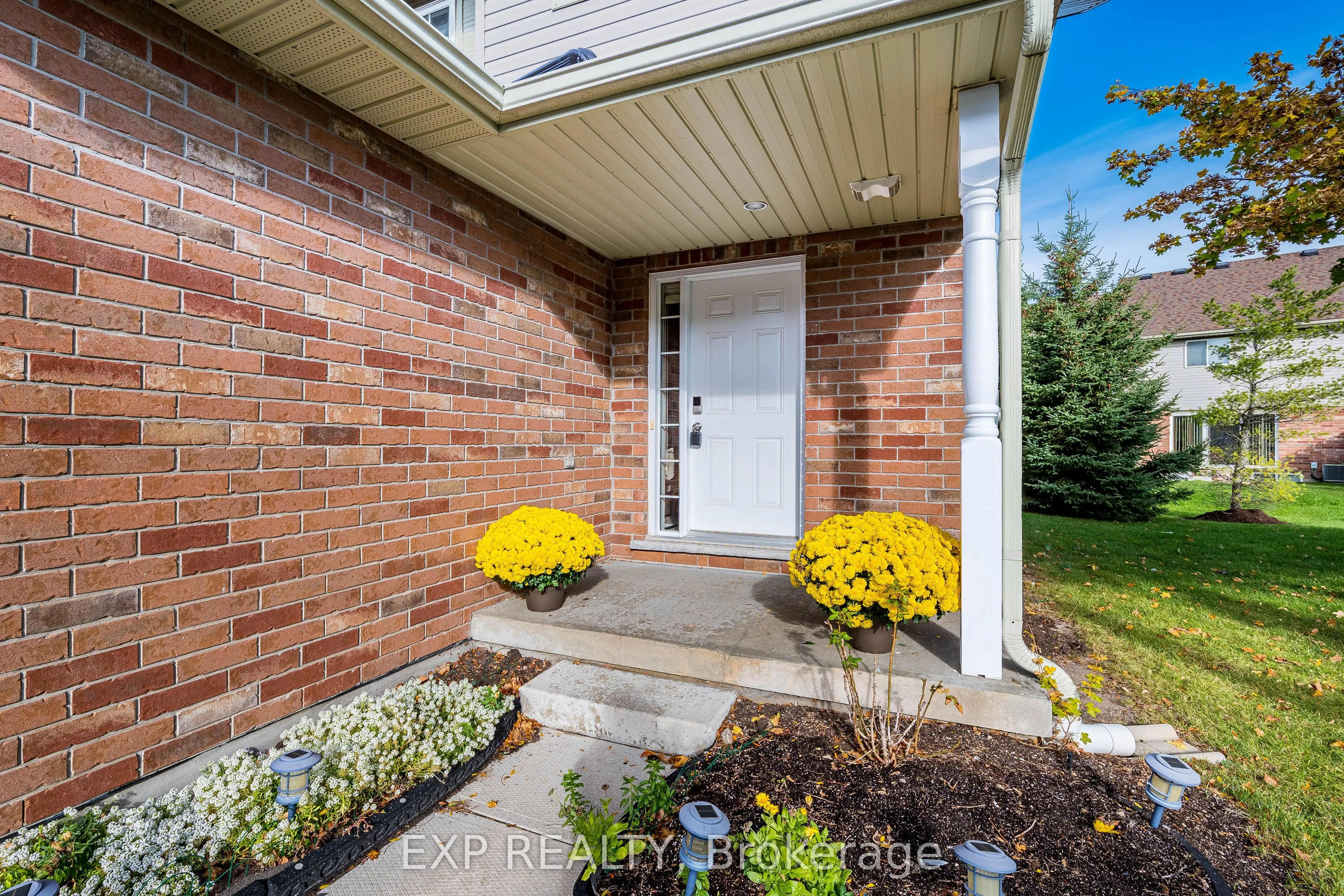 42 Fallowfield Drive, #1