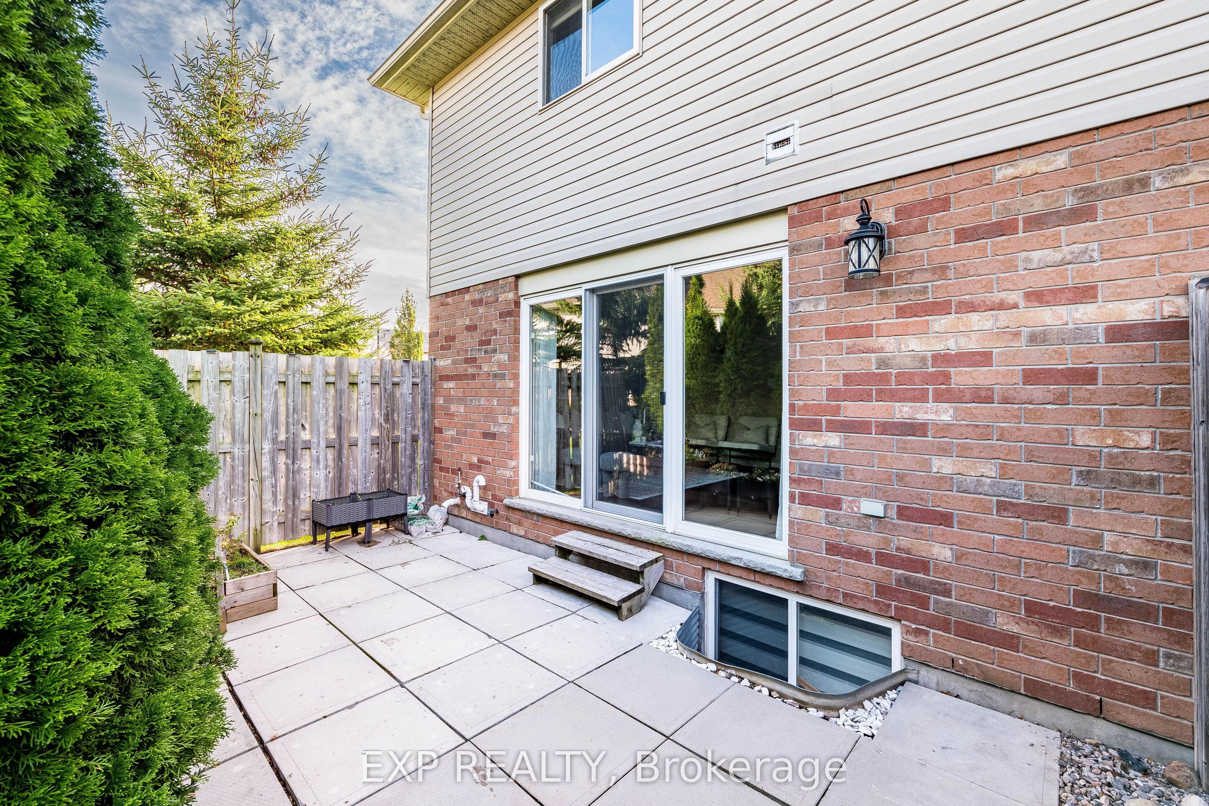 42 Fallowfield Drive, #1