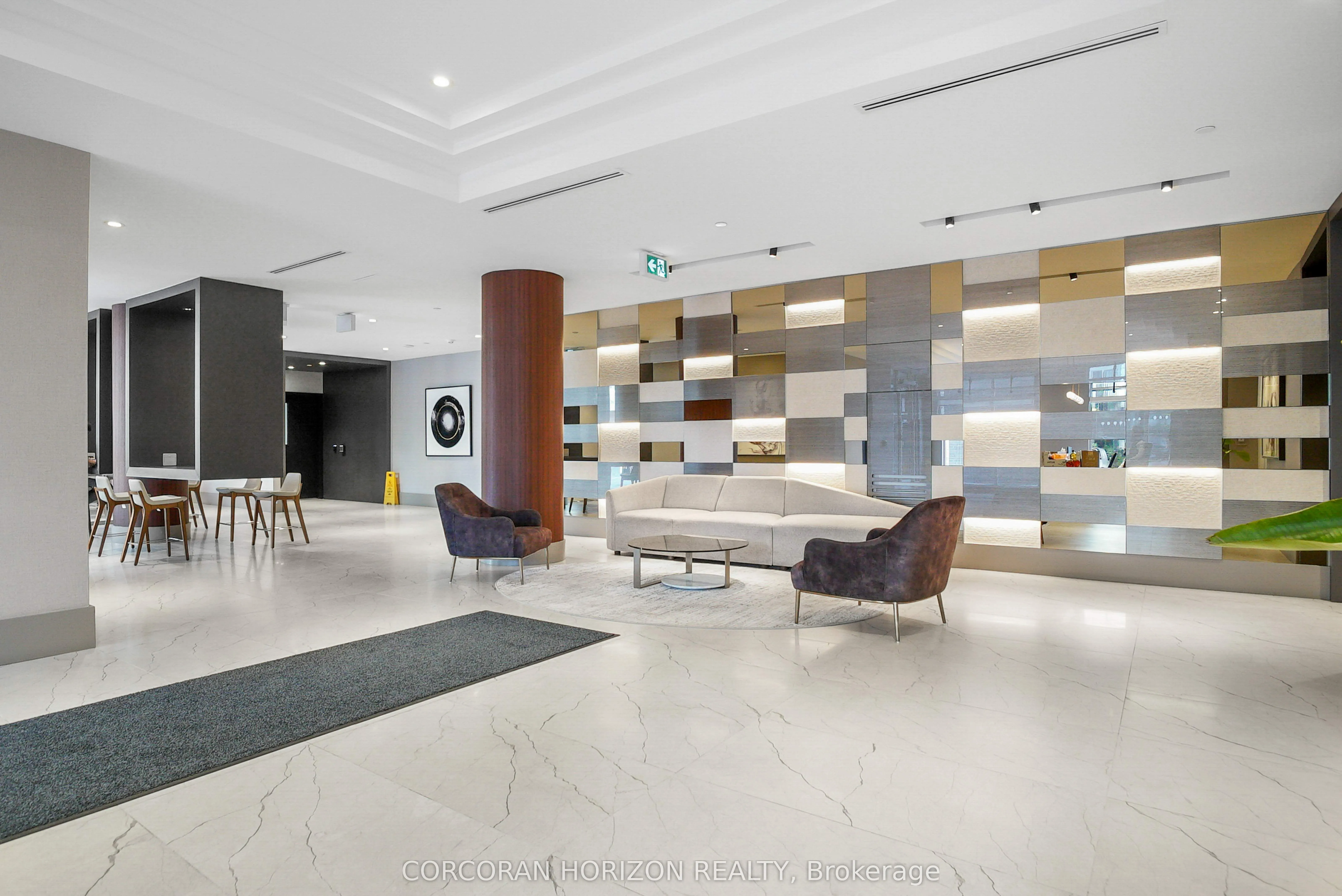 55 Duke Street W, #429