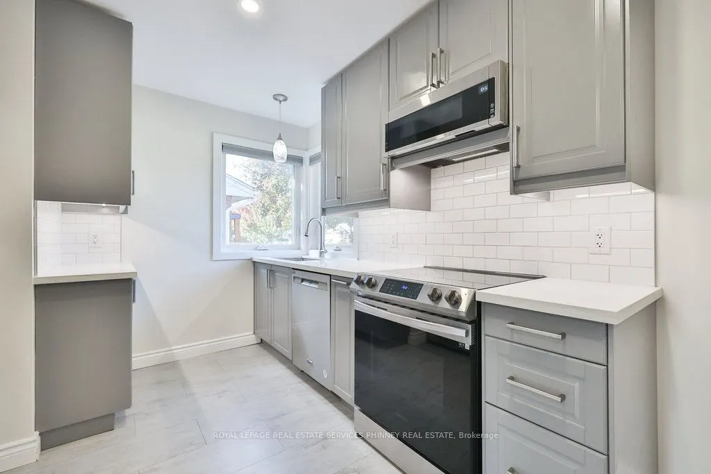 47 Castlefield Drive, #Upper