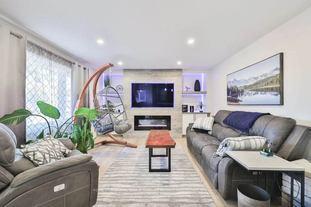 47 Castlefield Drive, #Upper