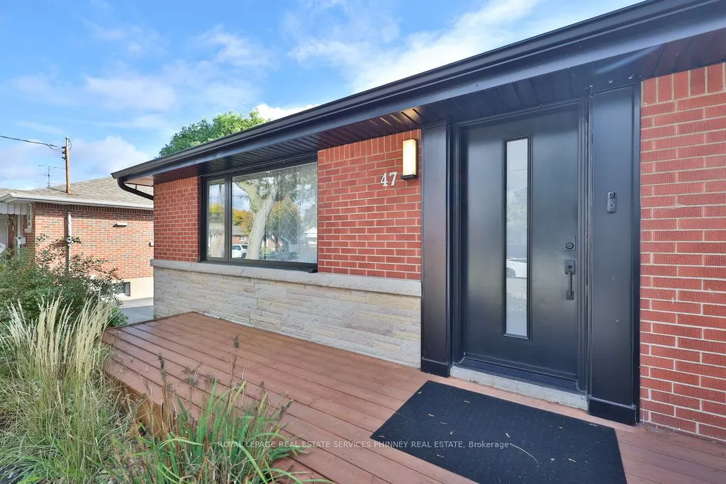47 Castlefield Drive, #Upper