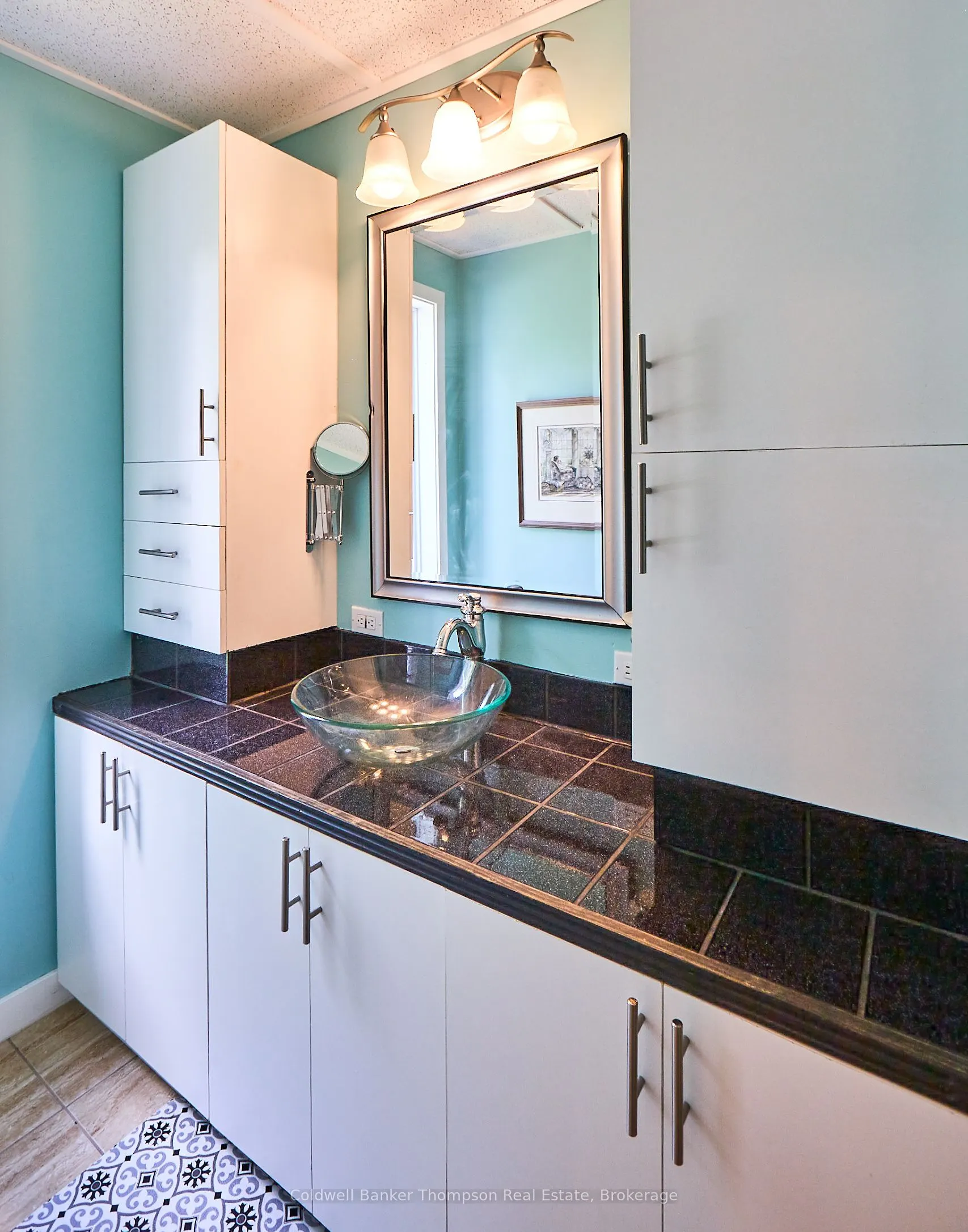 550 Valley View Road