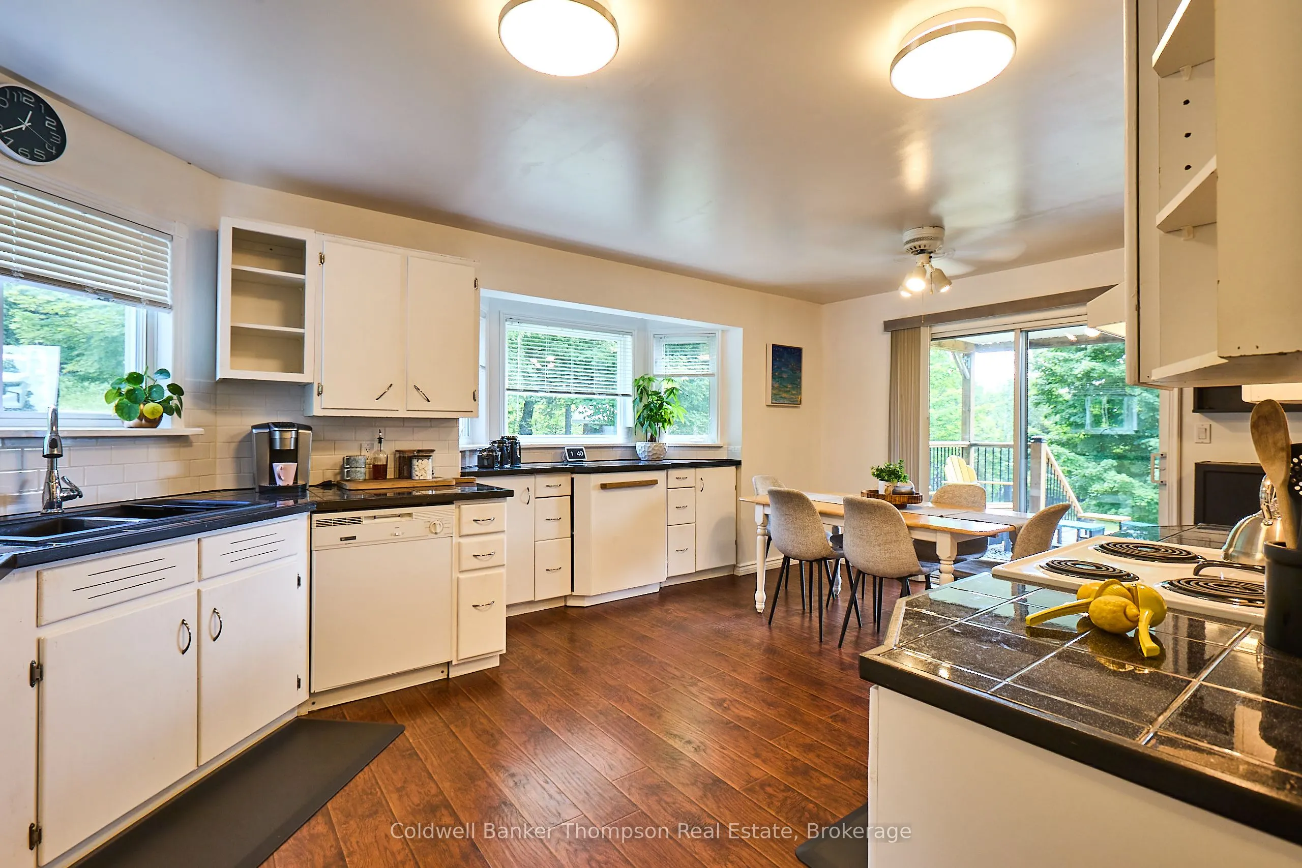 550 Valley View Road