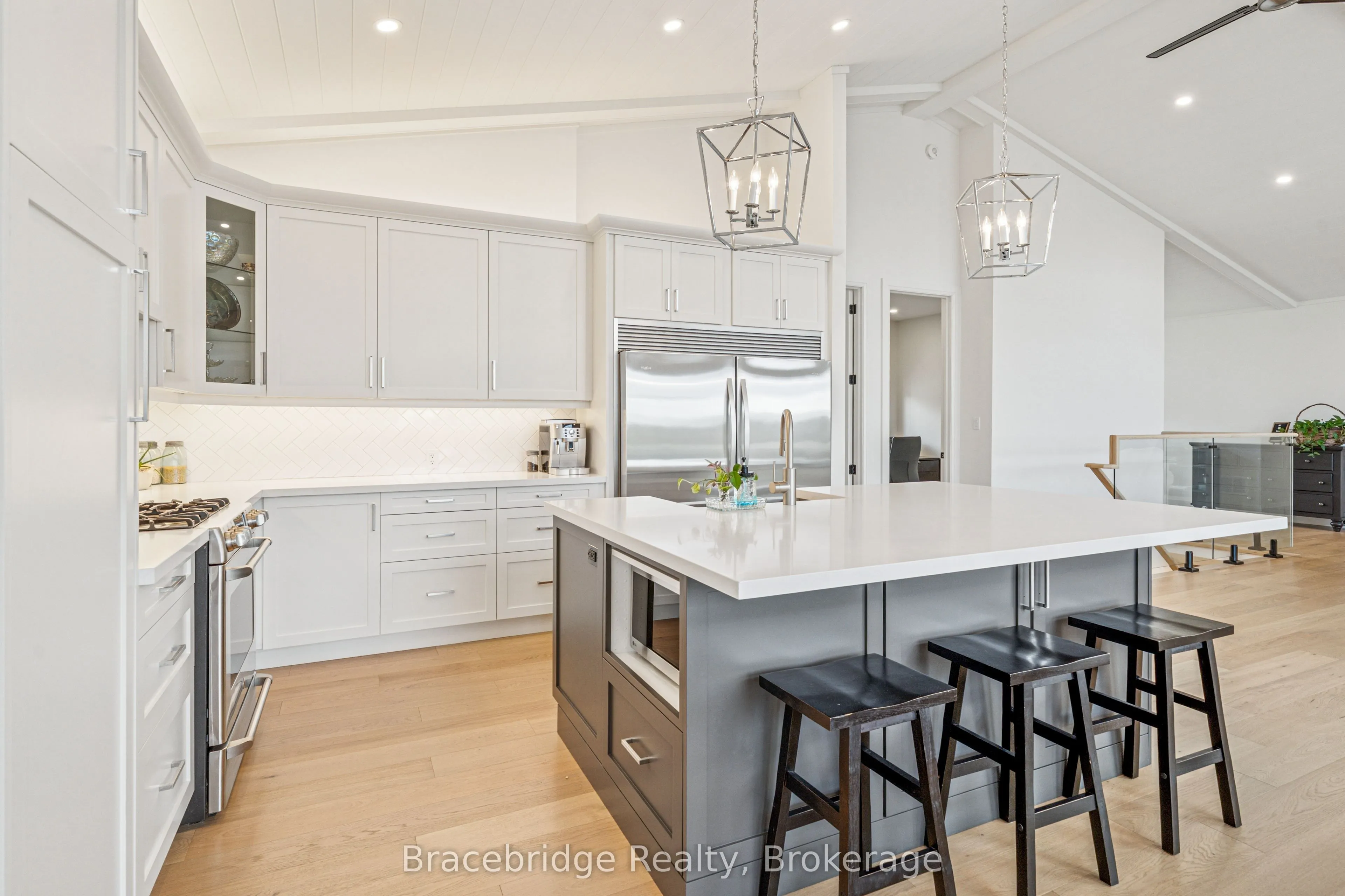 1006 Stephens Bay Road