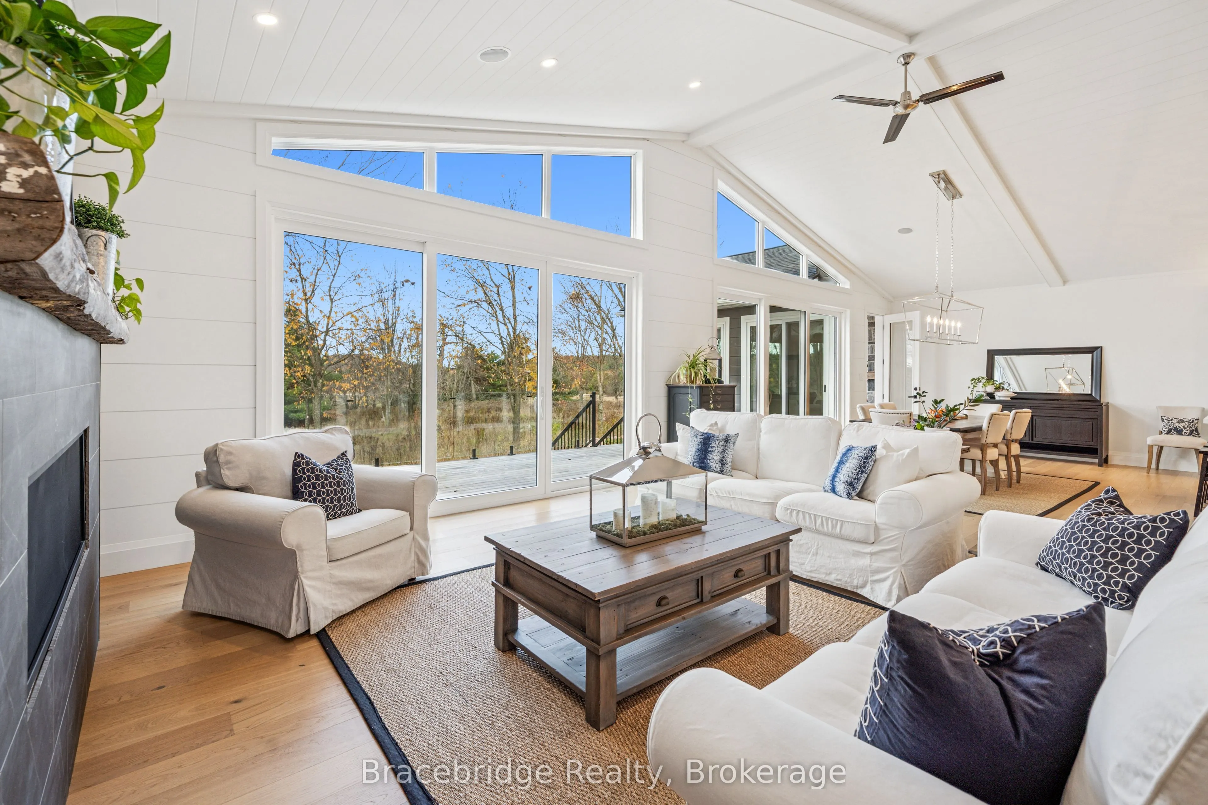 1006 Stephens Bay Road