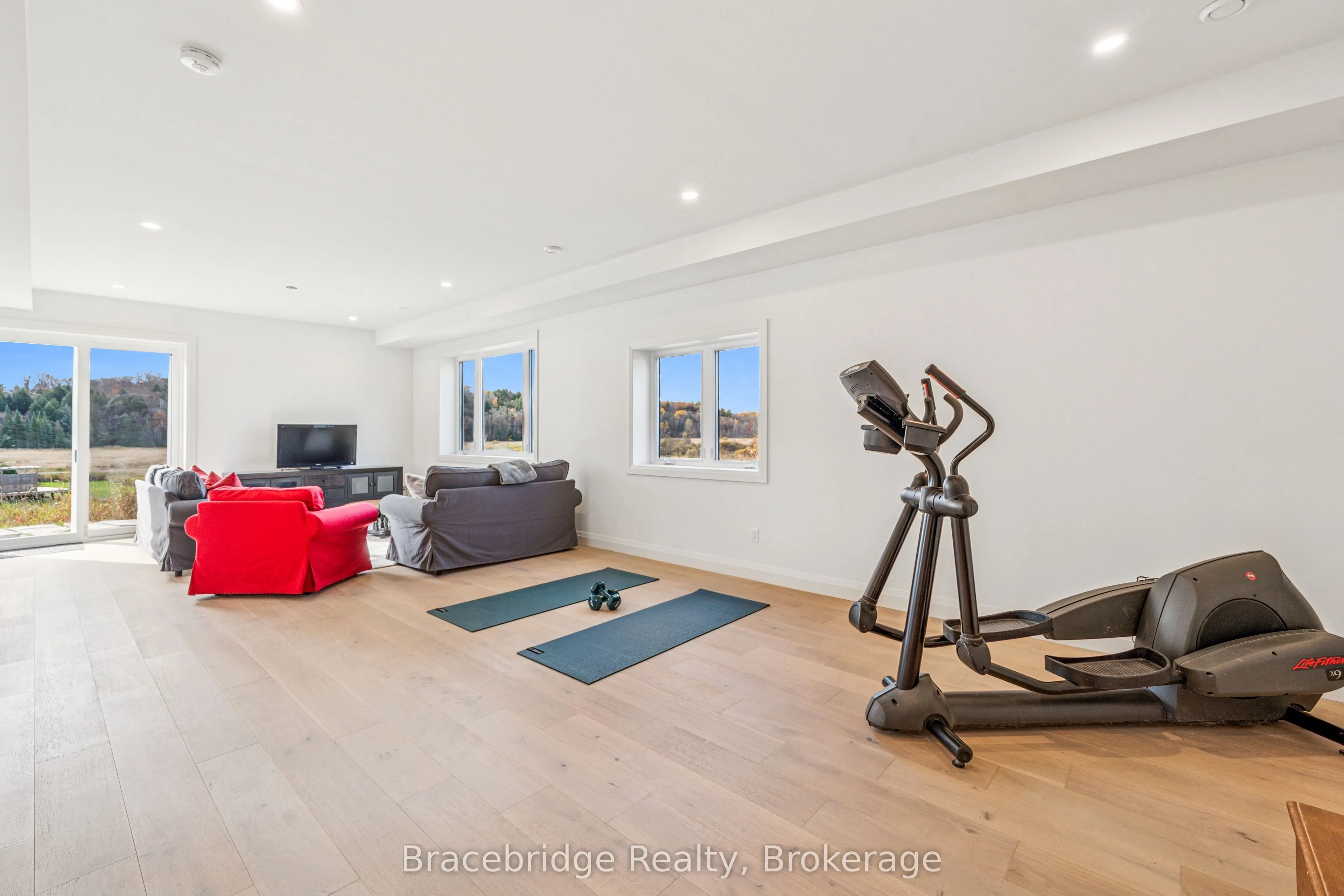 1006 Stephens Bay Road