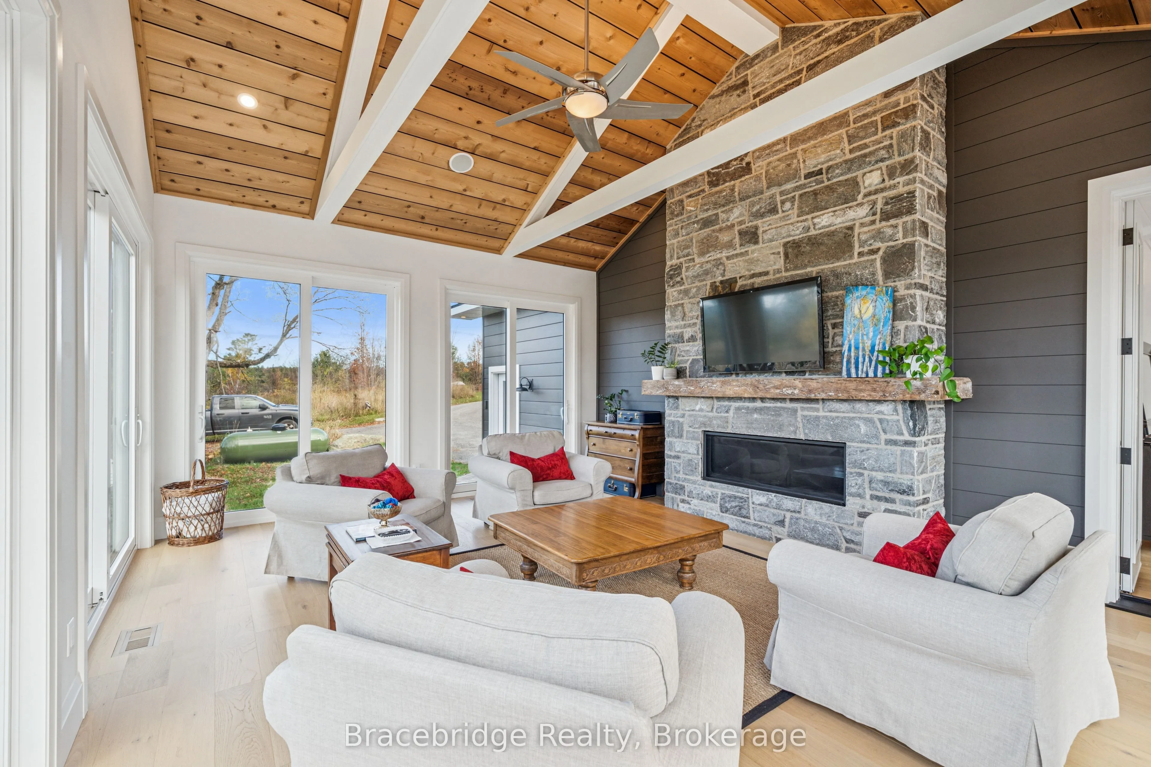 1006 Stephens Bay Road