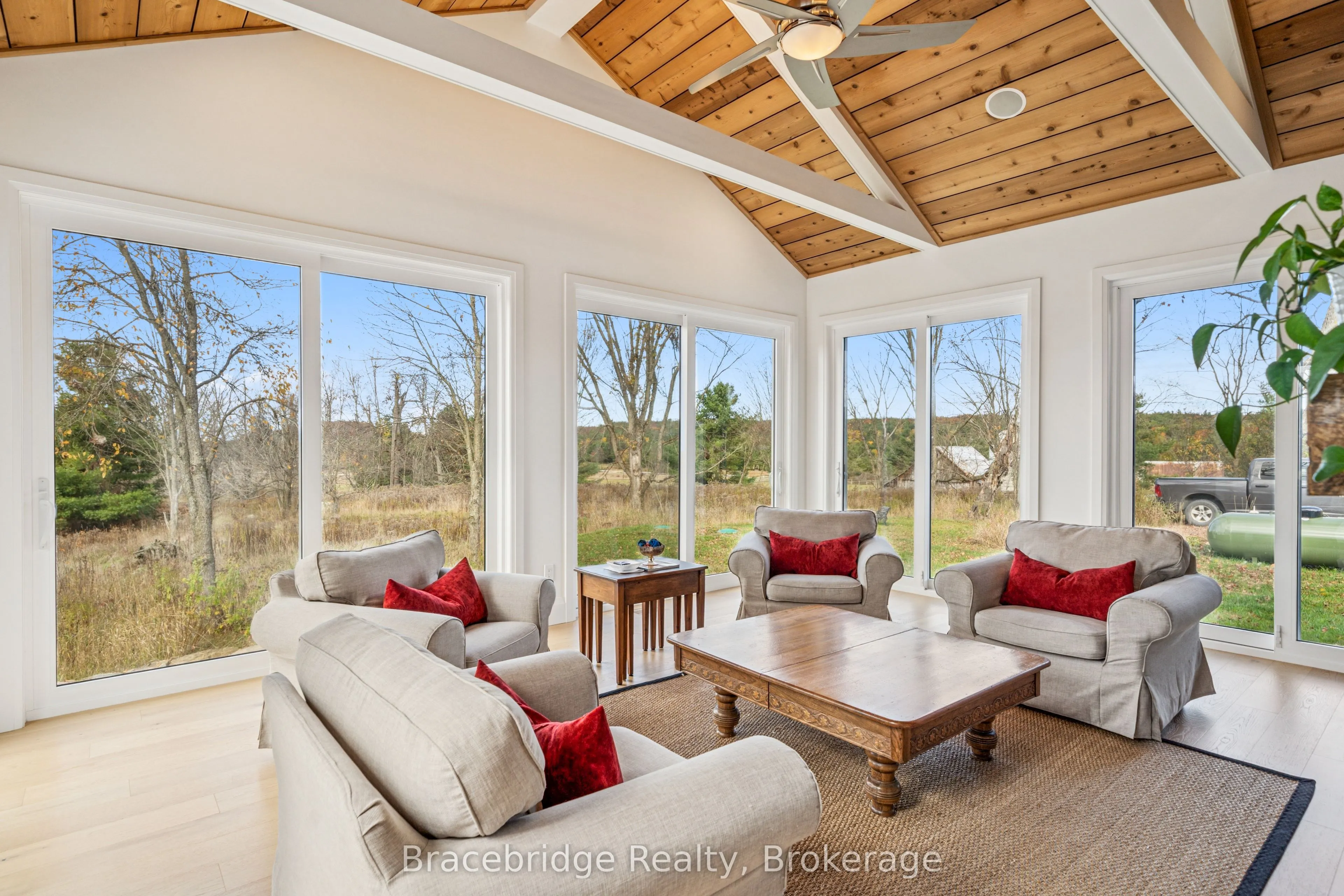 1006 Stephens Bay Road