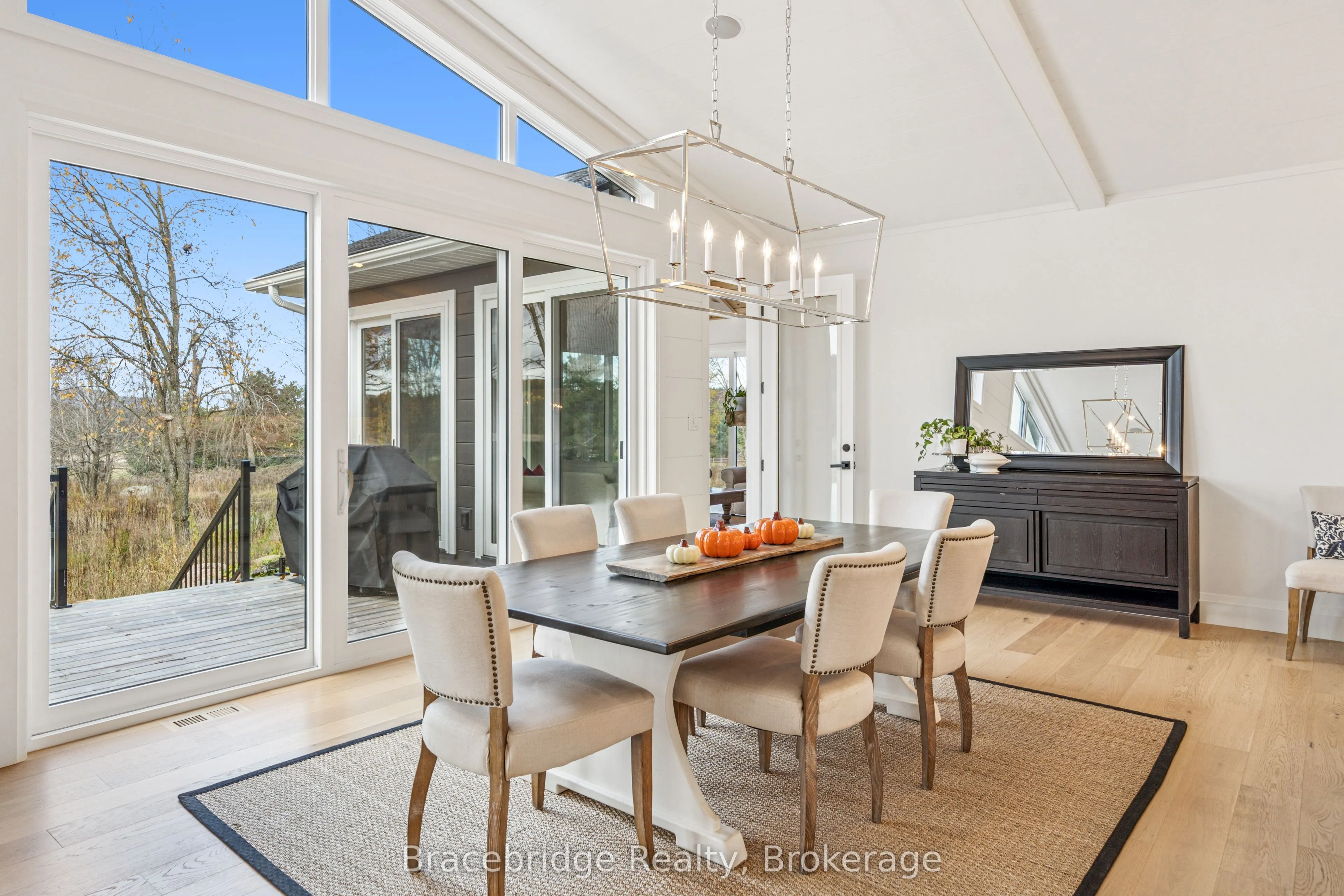 1006 Stephens Bay Road