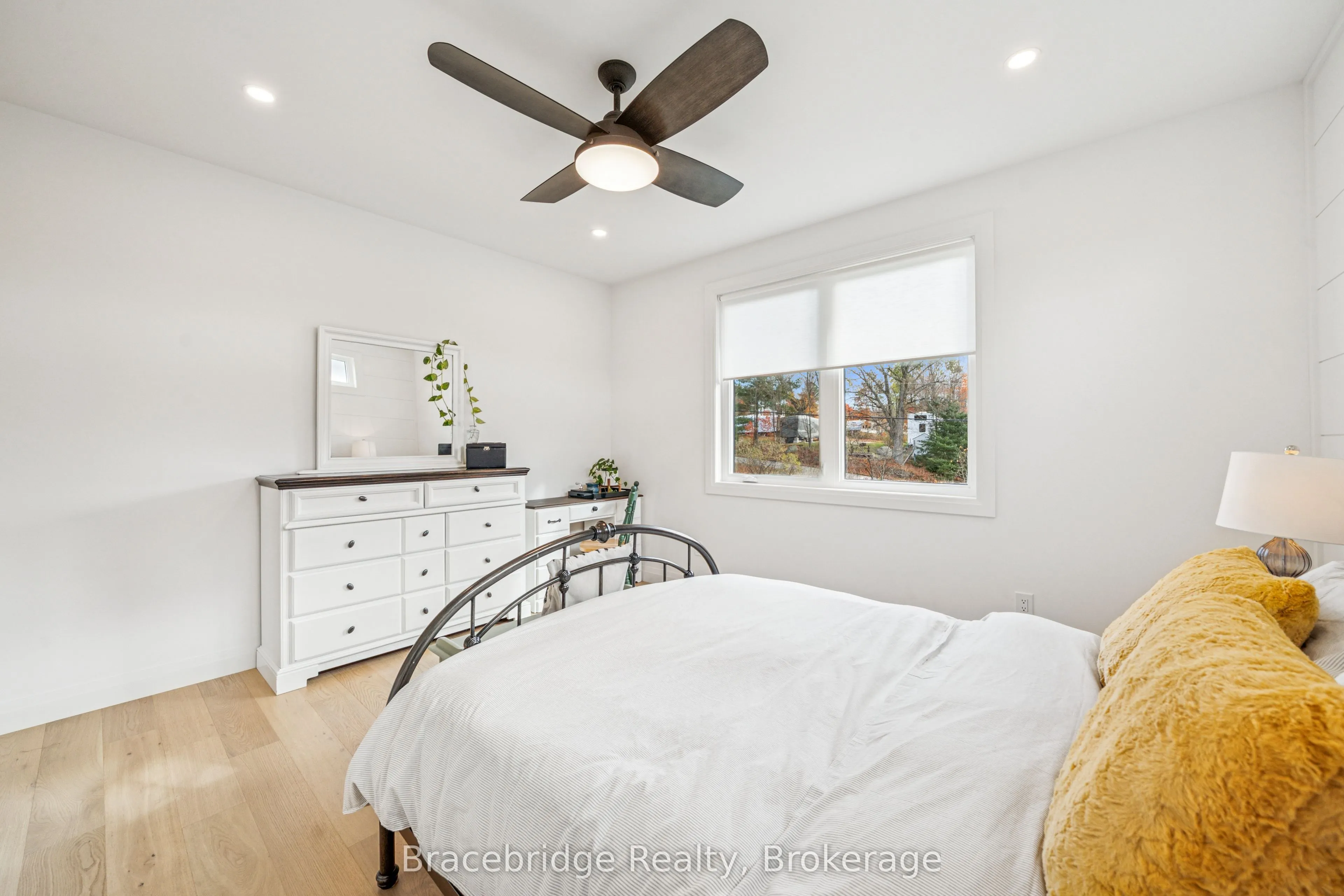 1006 Stephens Bay Road