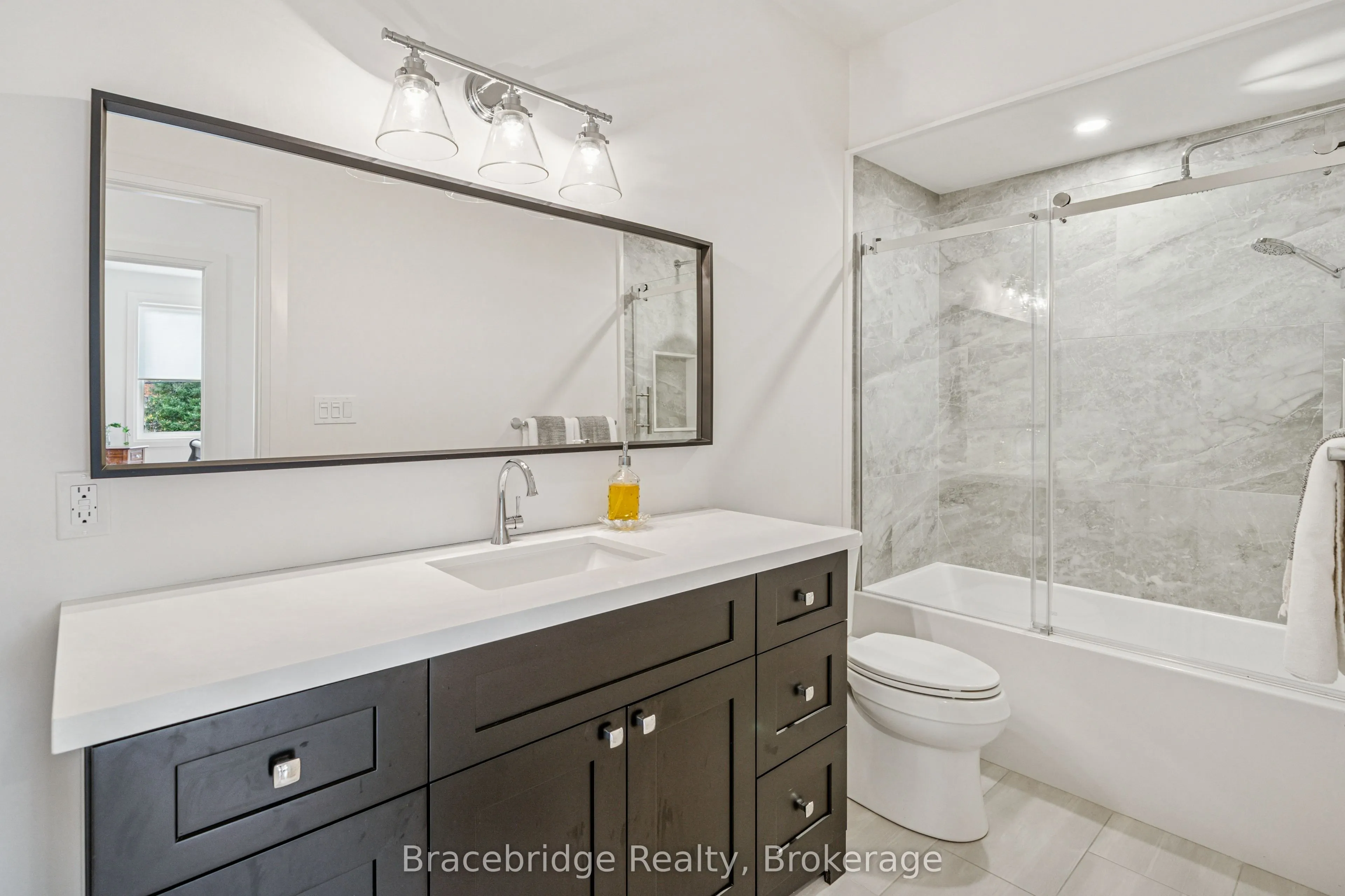 1006 Stephens Bay Road