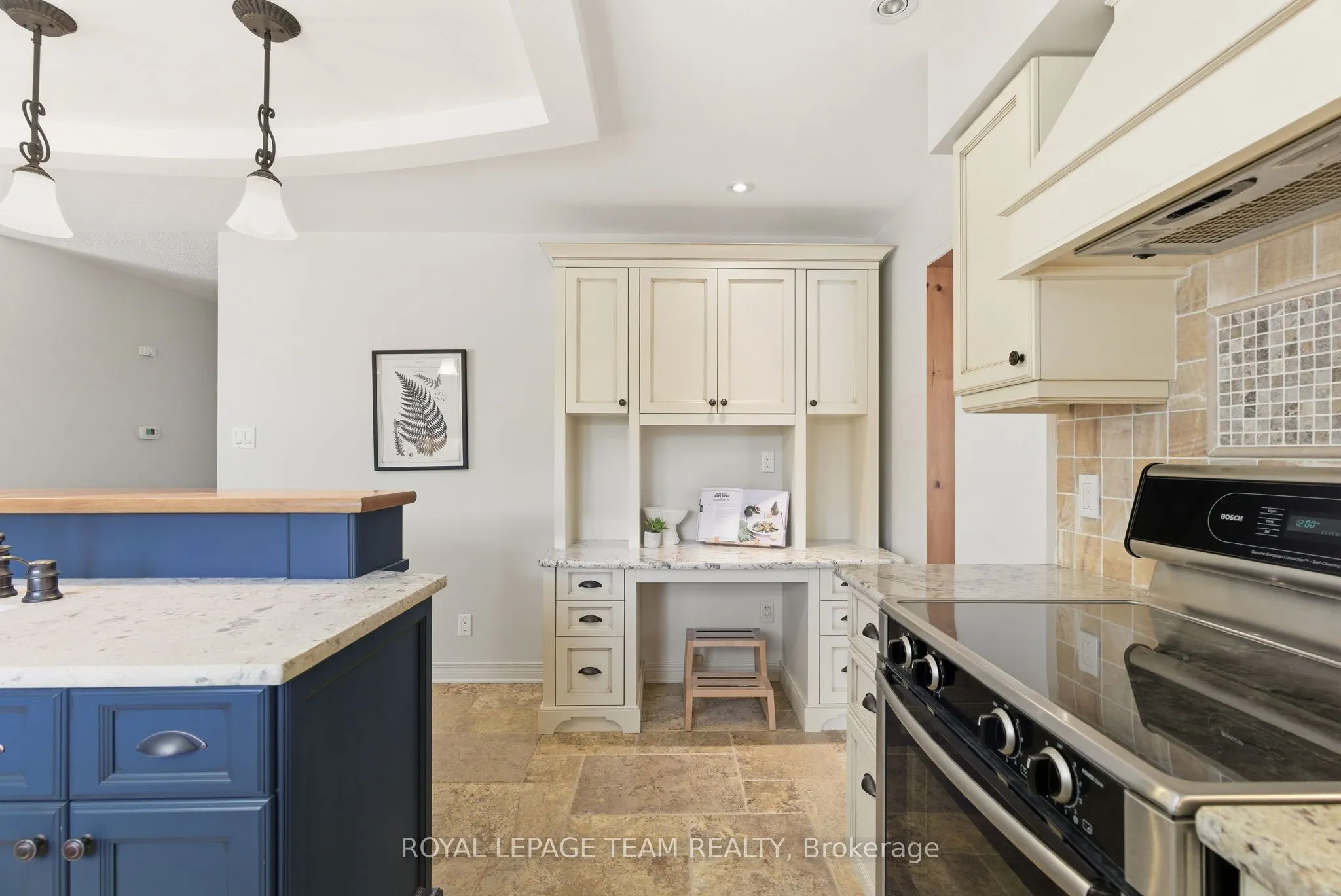 1102 Cindy Hill Crescent