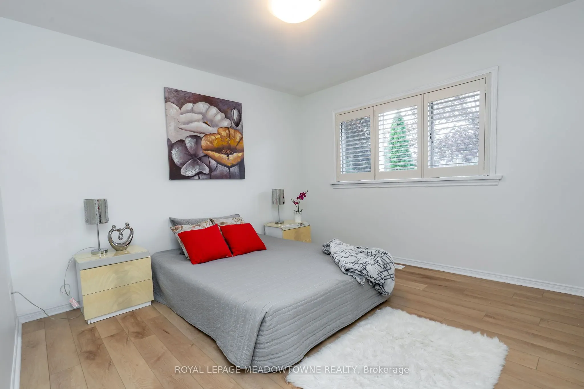 6256 Balmoral Avenue