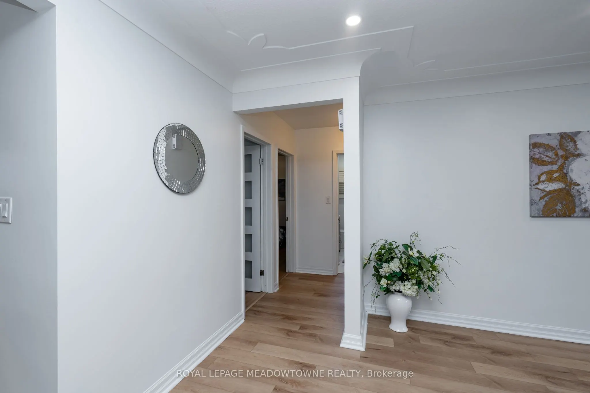 6256 Balmoral Avenue