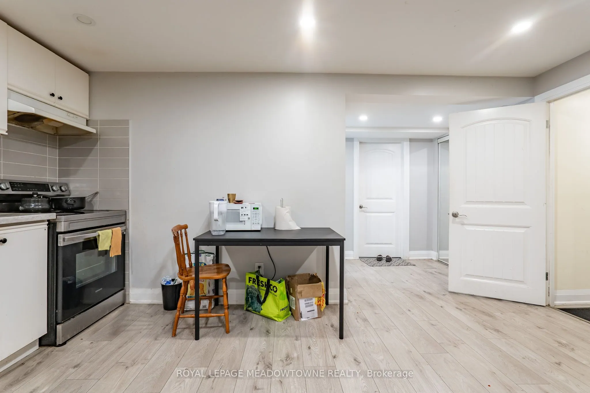 6256 Balmoral Avenue