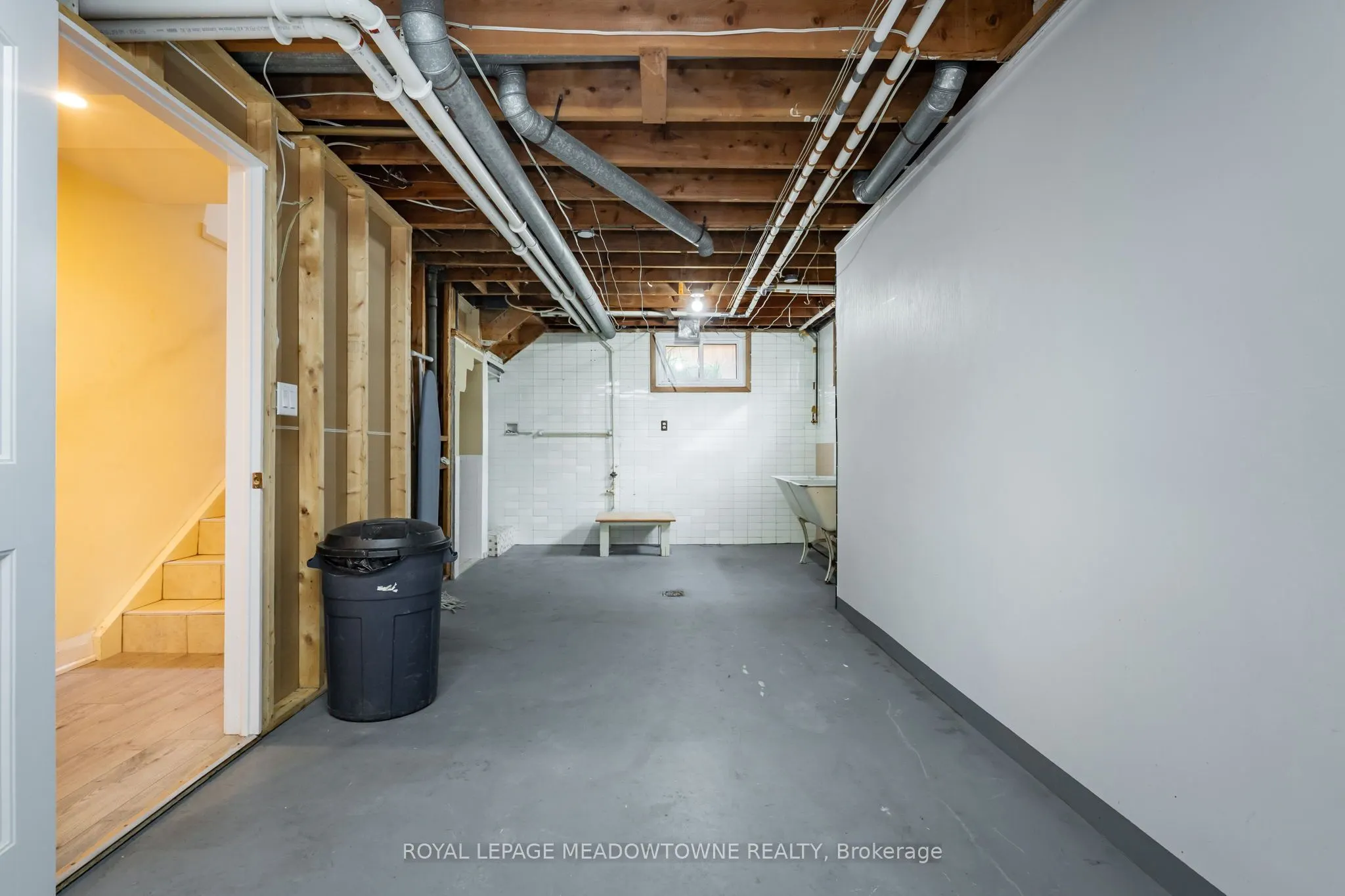 6256 Balmoral Avenue