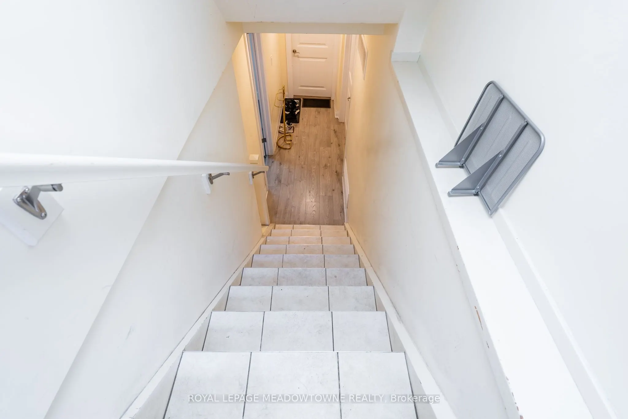 6256 Balmoral Avenue