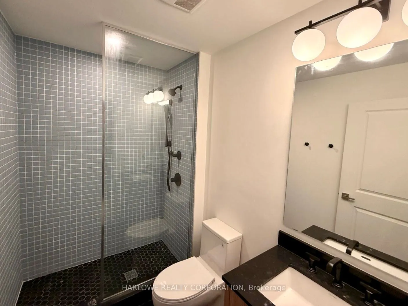 206 King Street W, #501