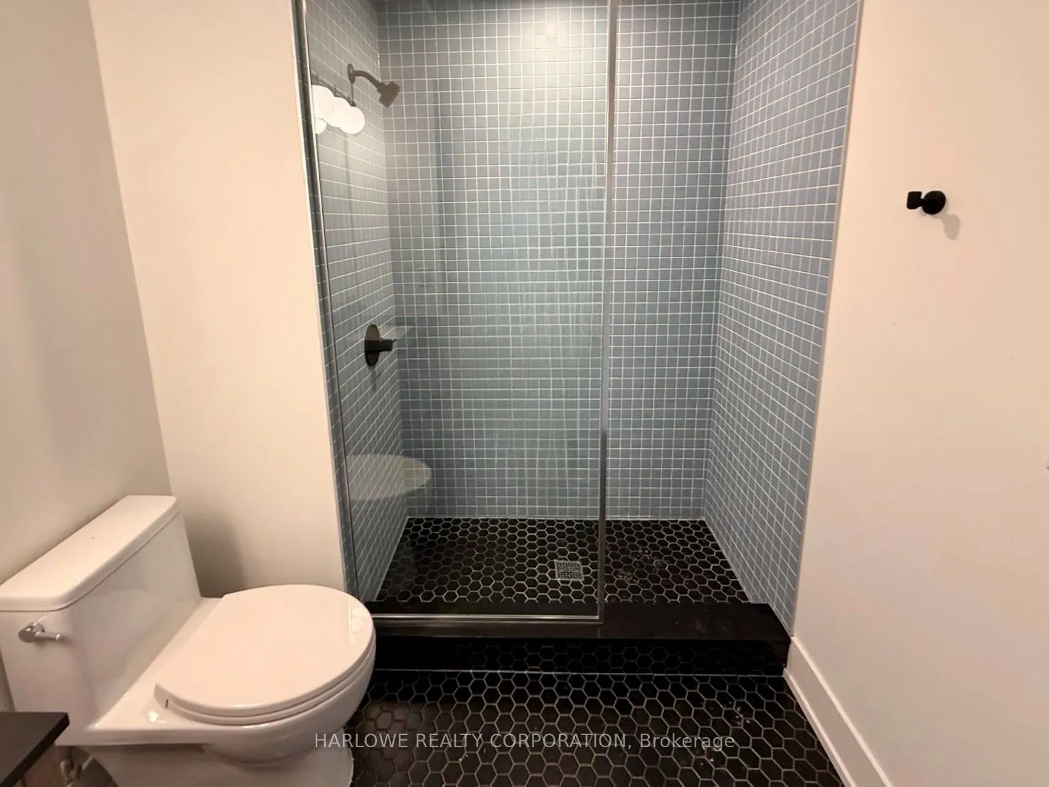 206 King Street W, #501