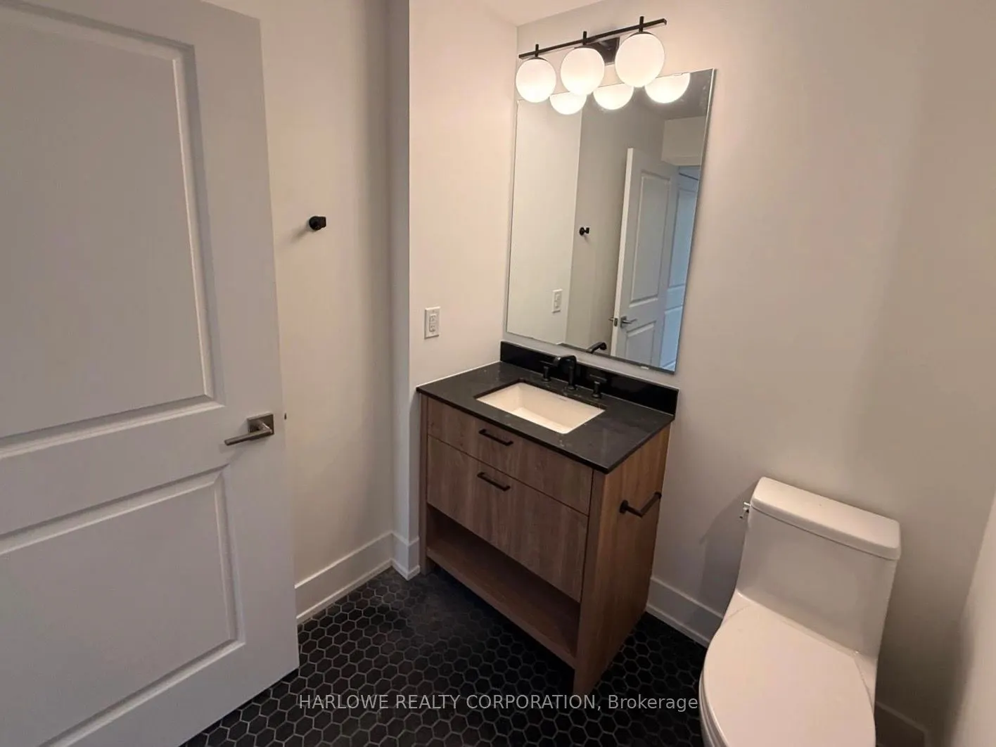 206 King Street W, #501