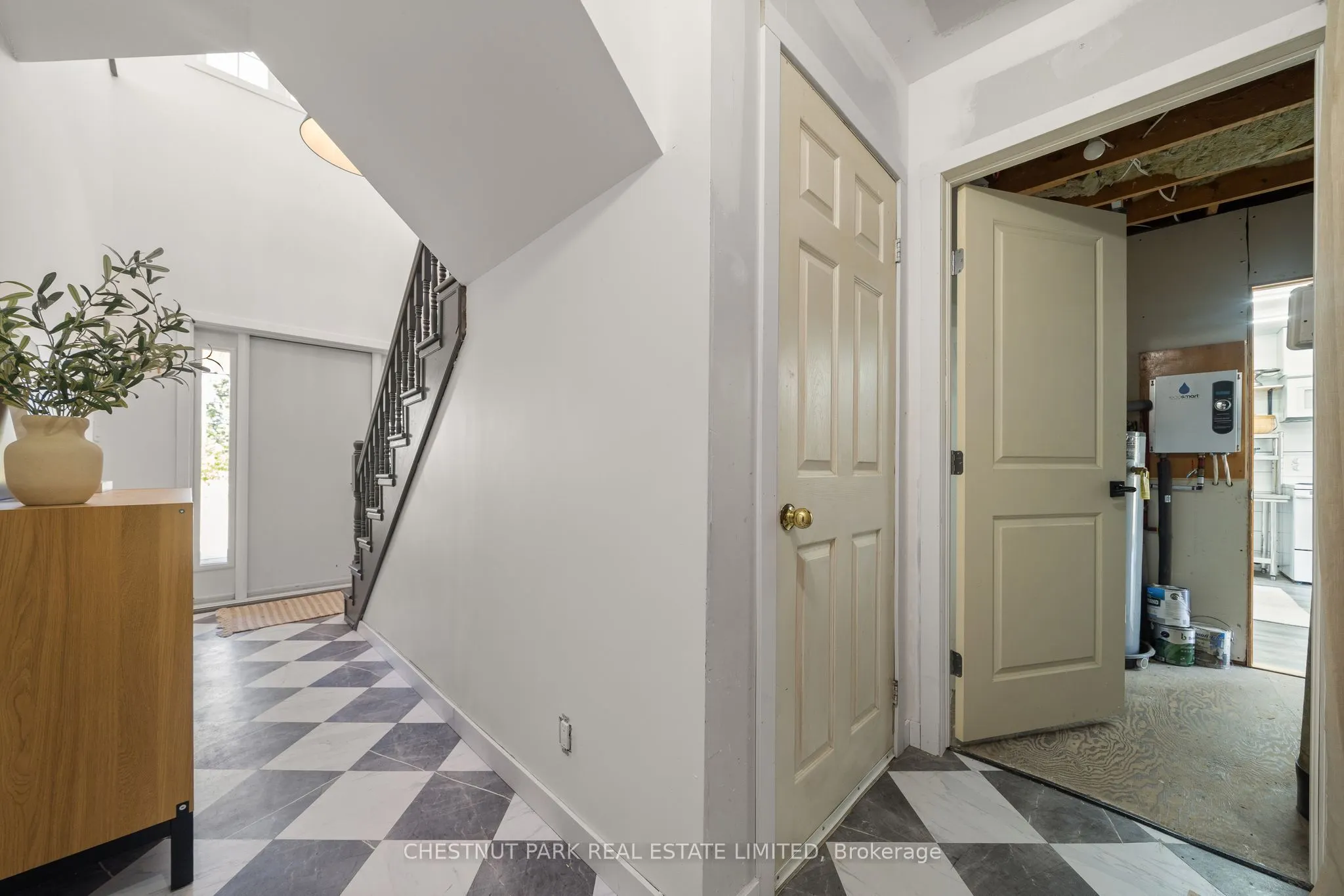 62 Mitchells Crossroad