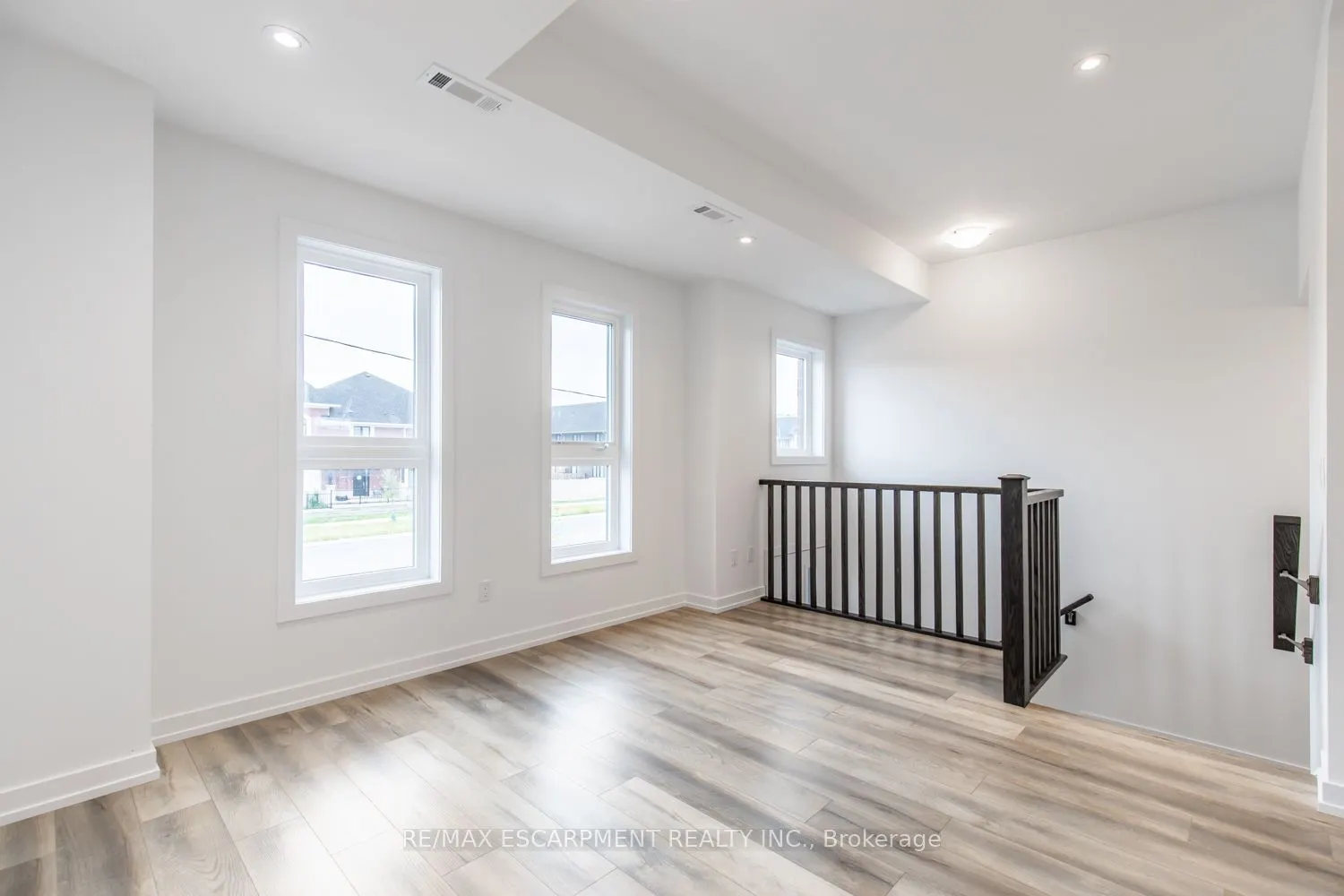 70 Kenesky Drive, #16