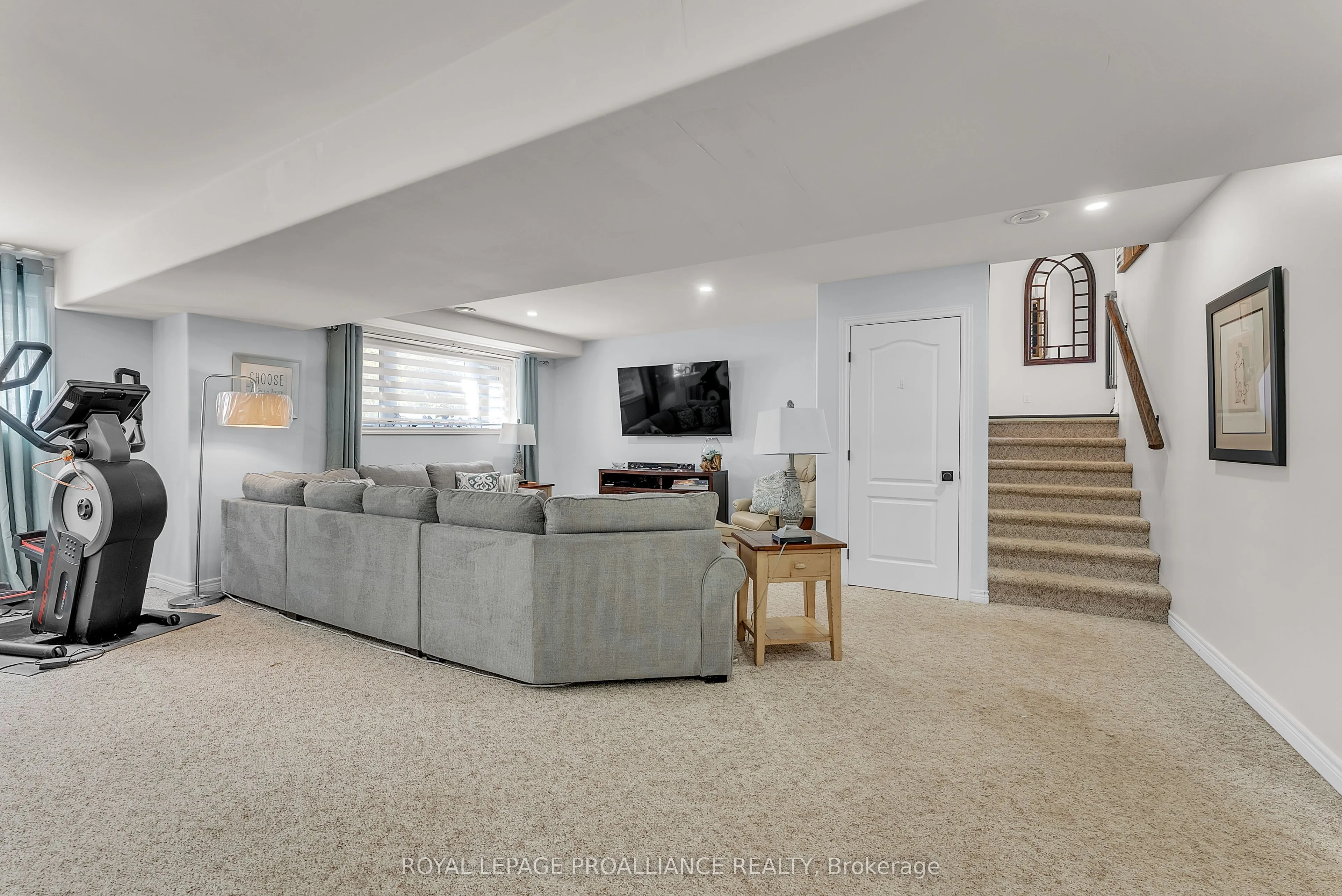 21859 Loyalist Parkway