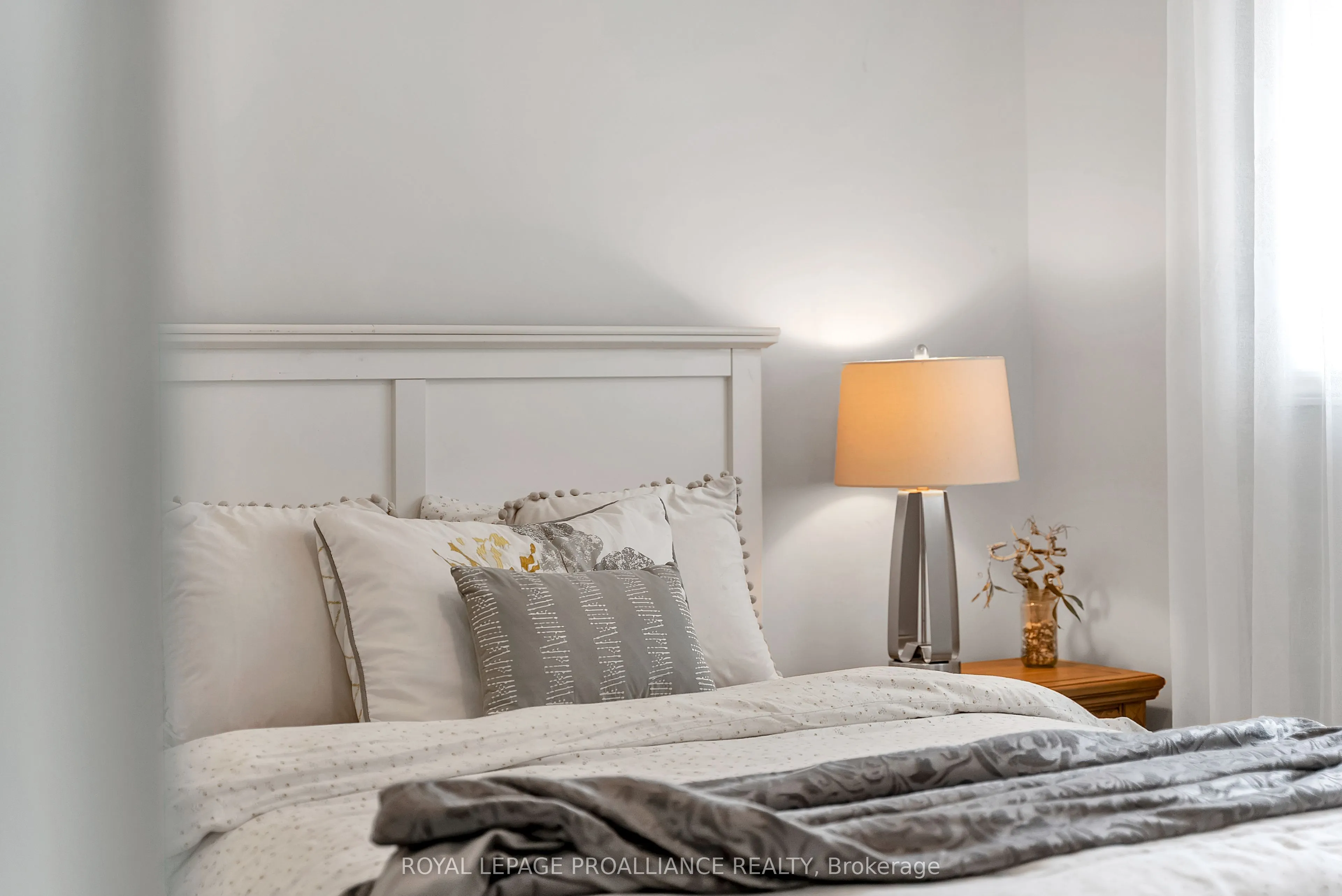 21859 Loyalist Parkway