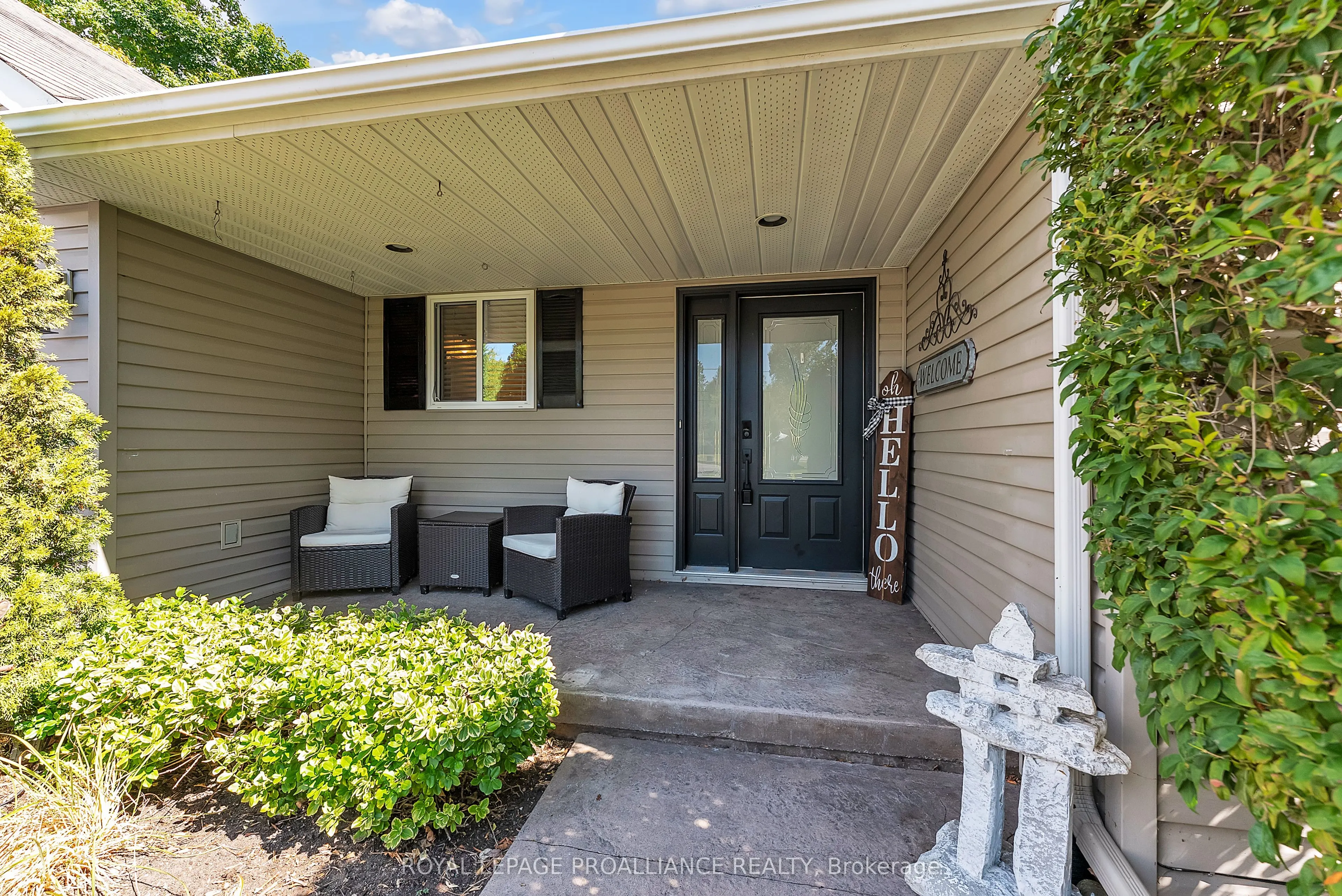 21859 Loyalist Parkway