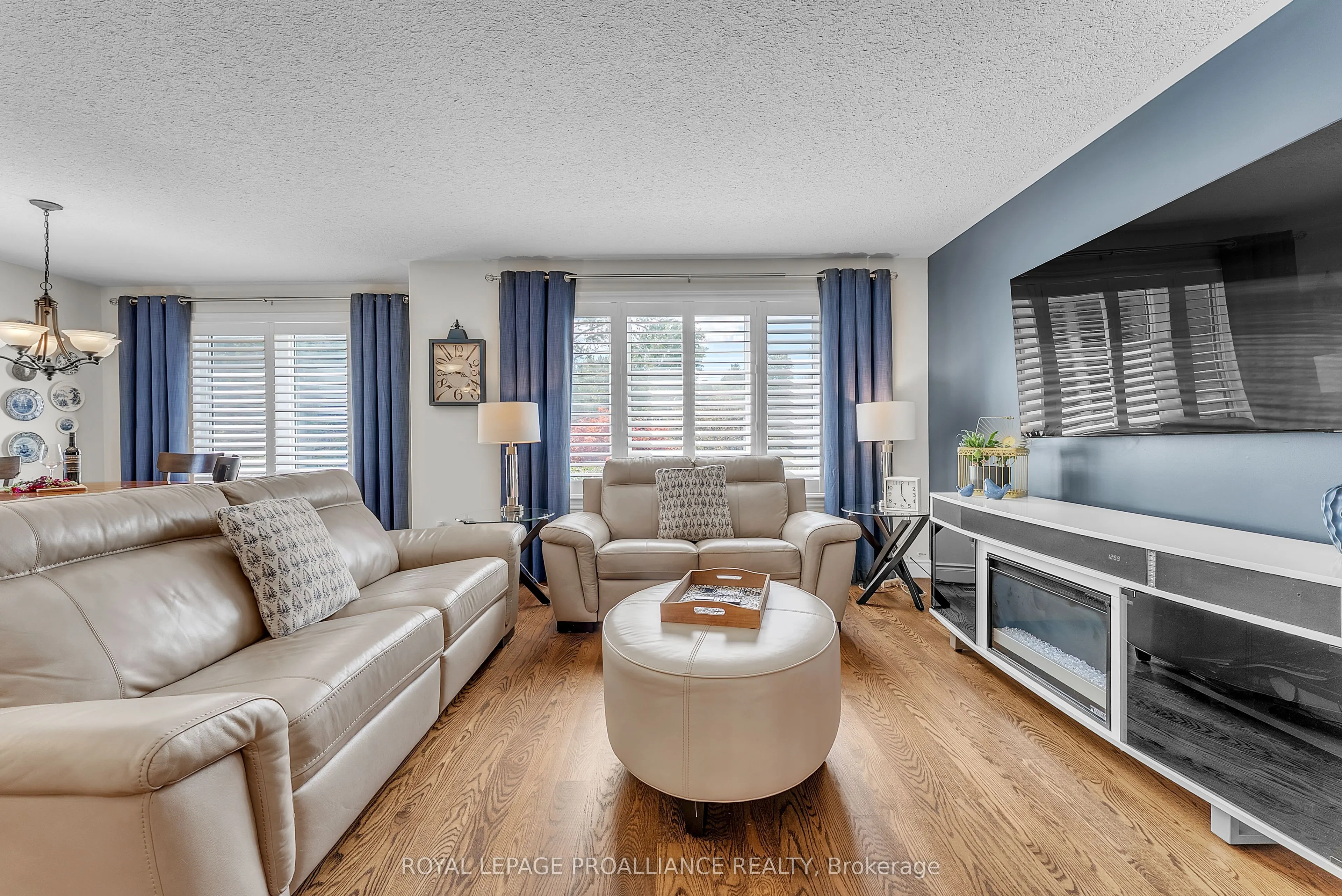 21859 Loyalist Parkway