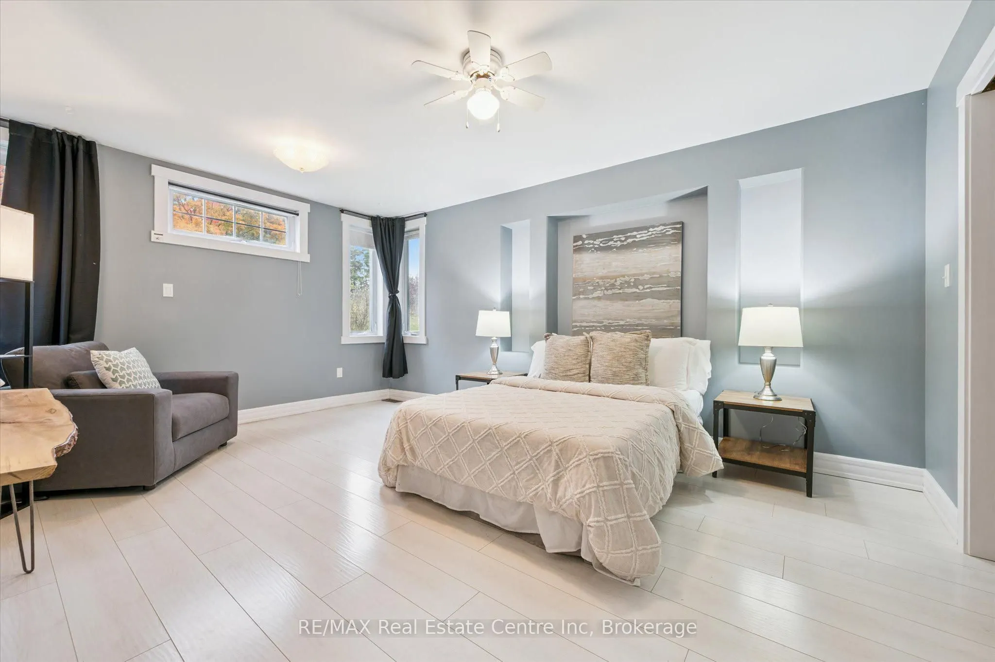 500 WATSON Parkway S