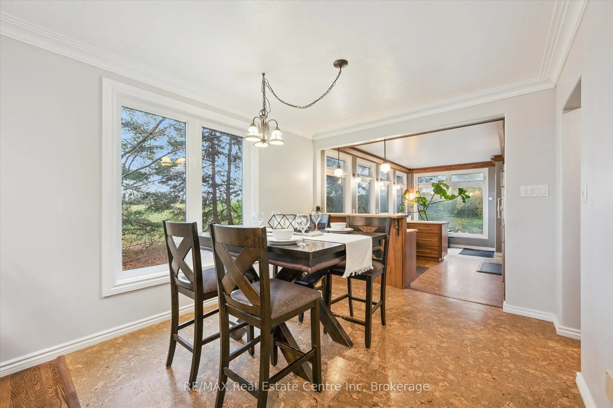 500 WATSON Parkway S